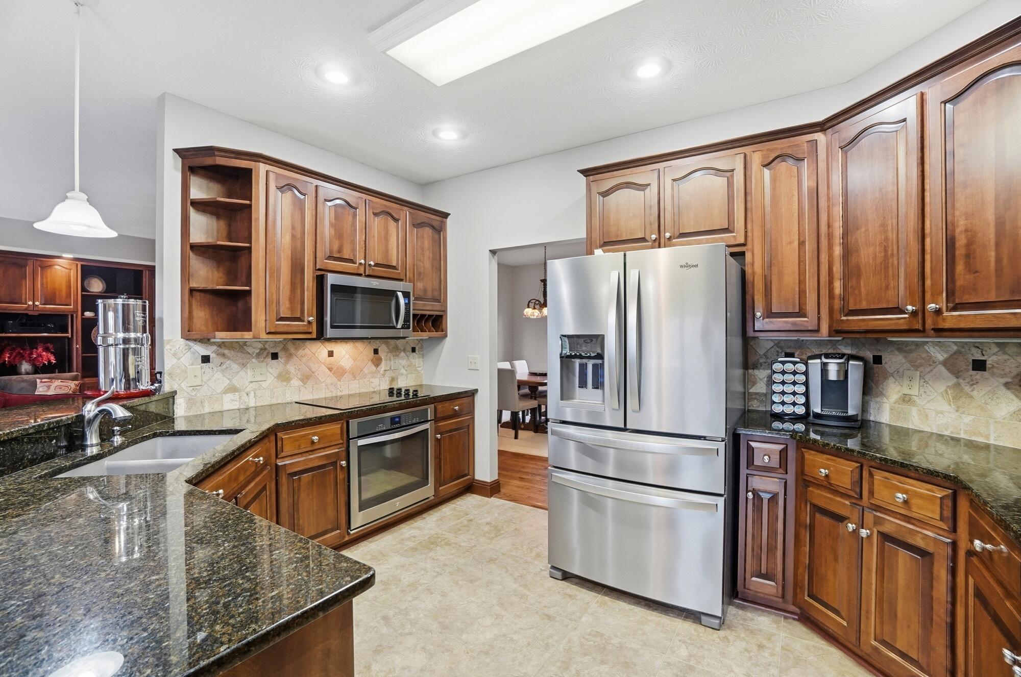 415 Carillion Drive, Springfield, Ohio 45503