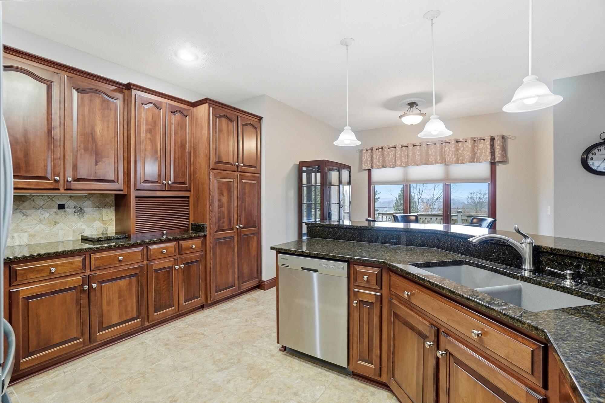 415 Carillion Drive, Springfield, Ohio 45503