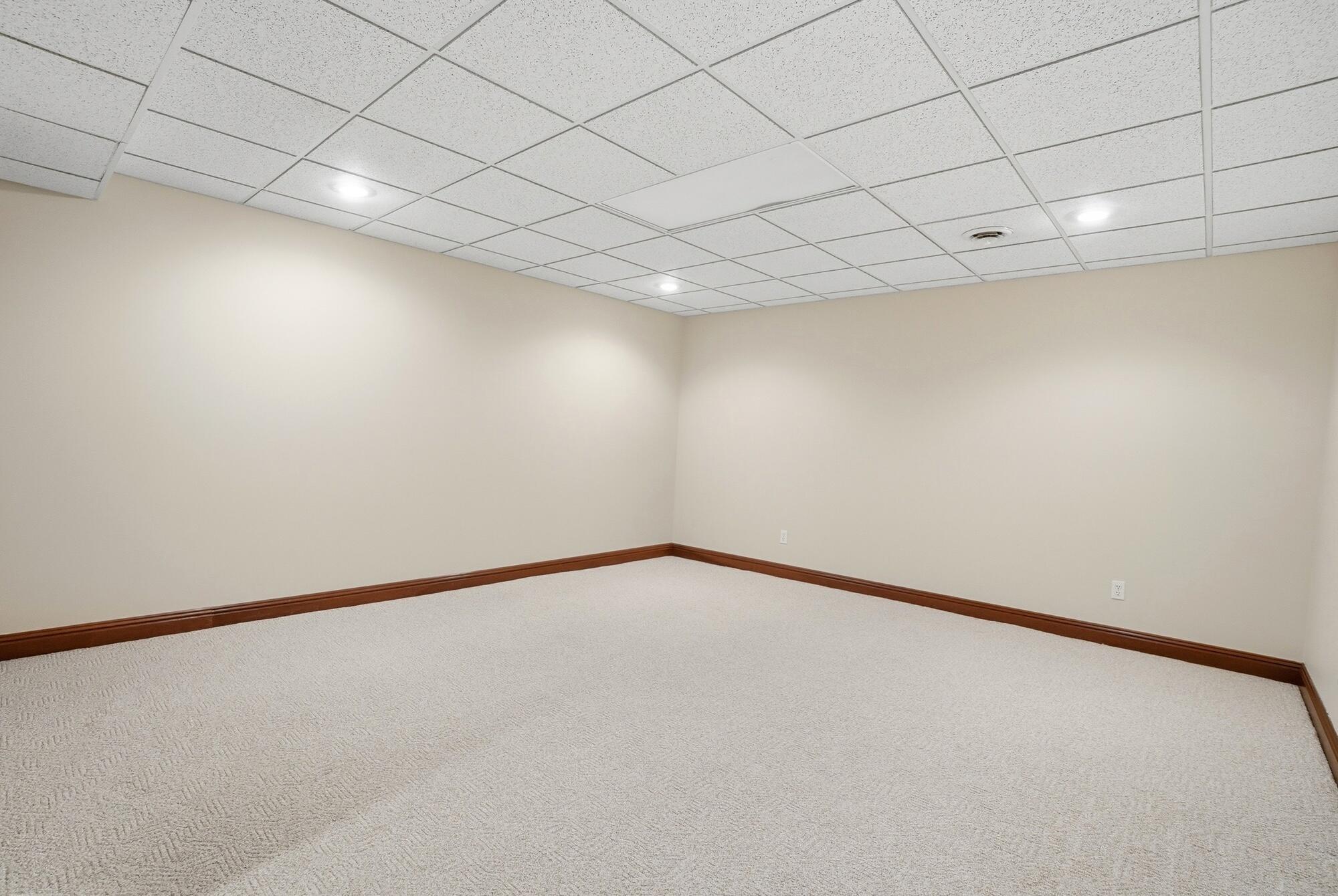 415 Carillion Drive, Springfield, Ohio 45503