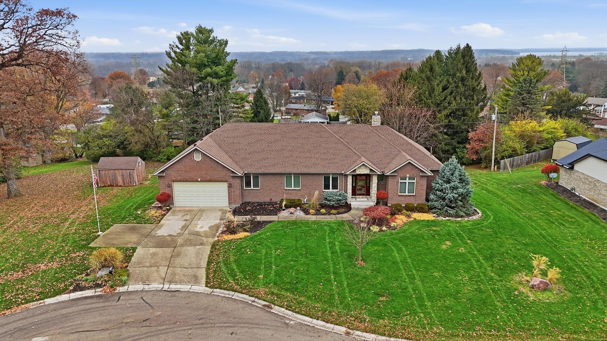 415 Carillion Drive, Springfield, Ohio 45503