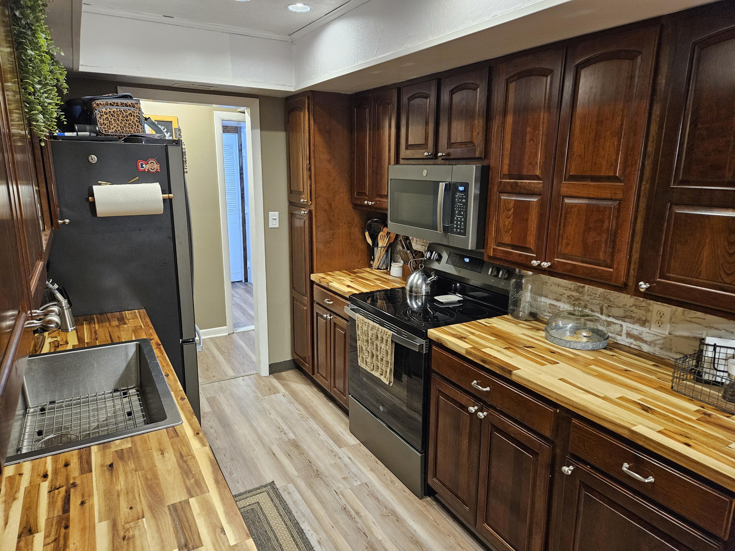 1755 Shawnee Road, Lima, Ohio 45805