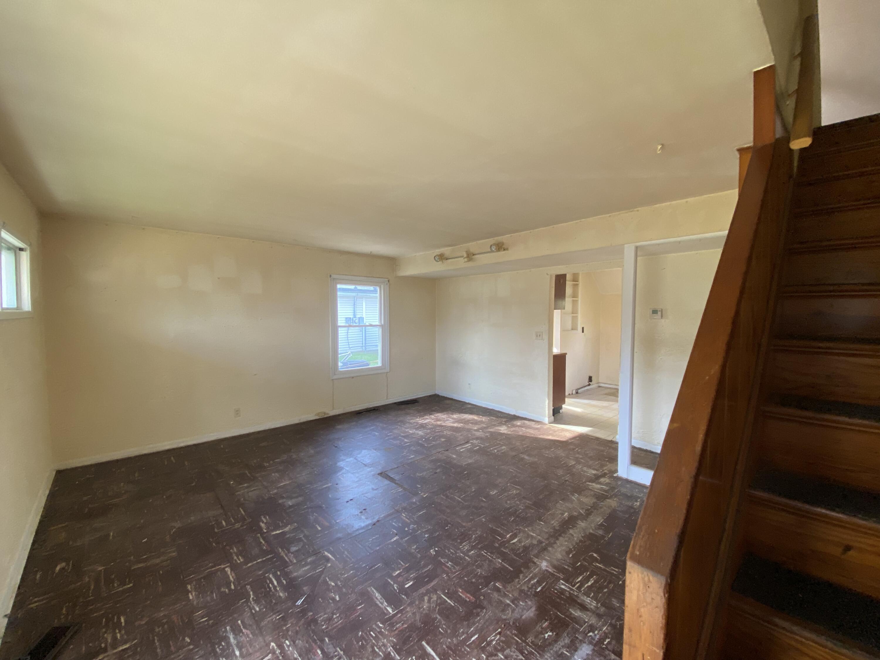 1551 Southgate Avenue, Springfield, Ohio 45506