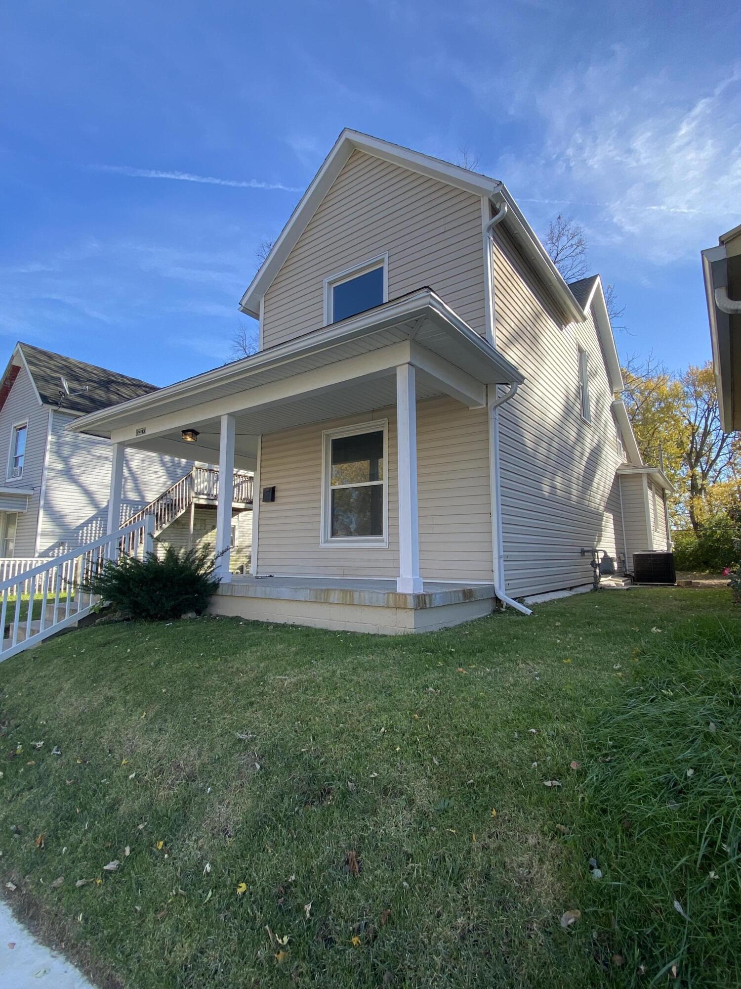 1207 Pleasant Street, Springfield, Ohio 45506