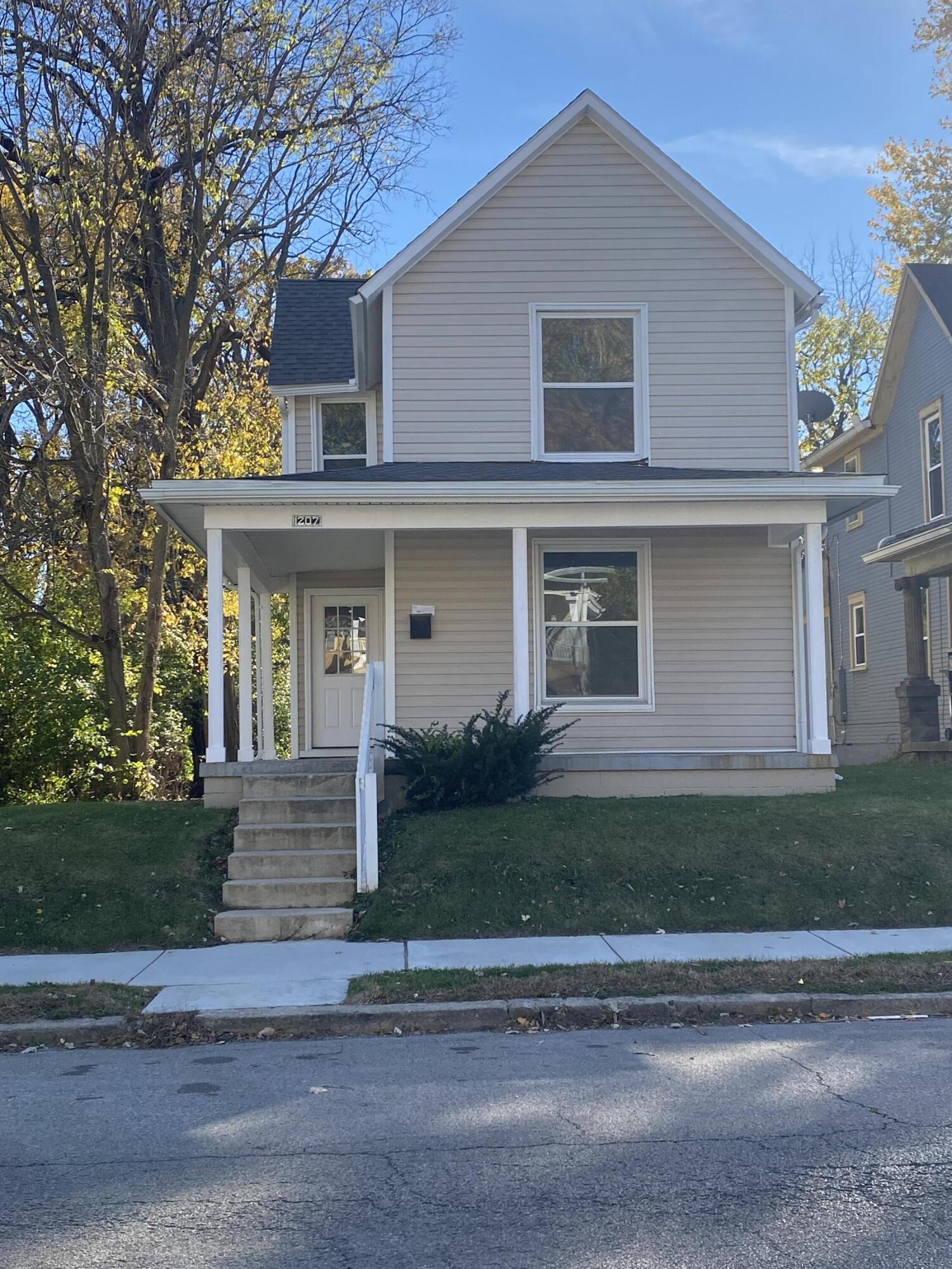 1207 Pleasant Street, Springfield, Ohio 45506