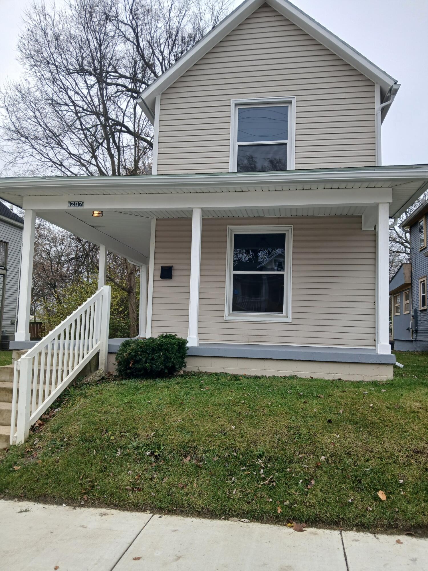 1207 Pleasant Street, Springfield, Ohio 45506