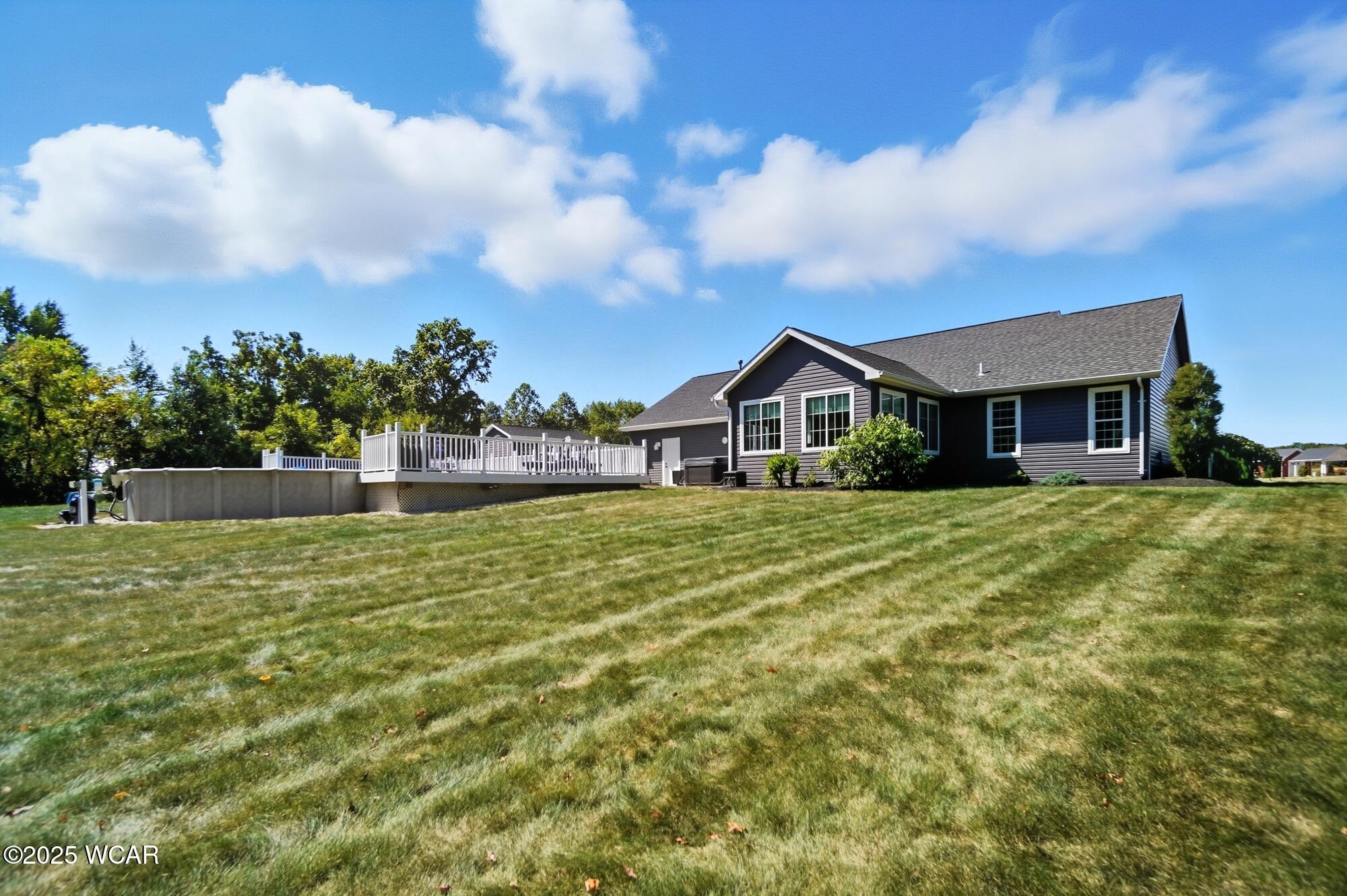 1734 Woodberry Creek Drive, Lima, Ohio