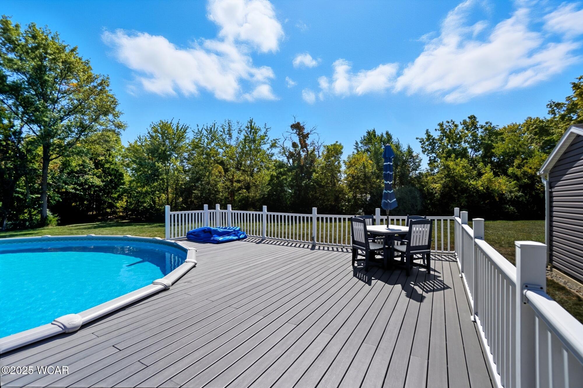 1734 Woodberry Creek Drive, Lima, Ohio