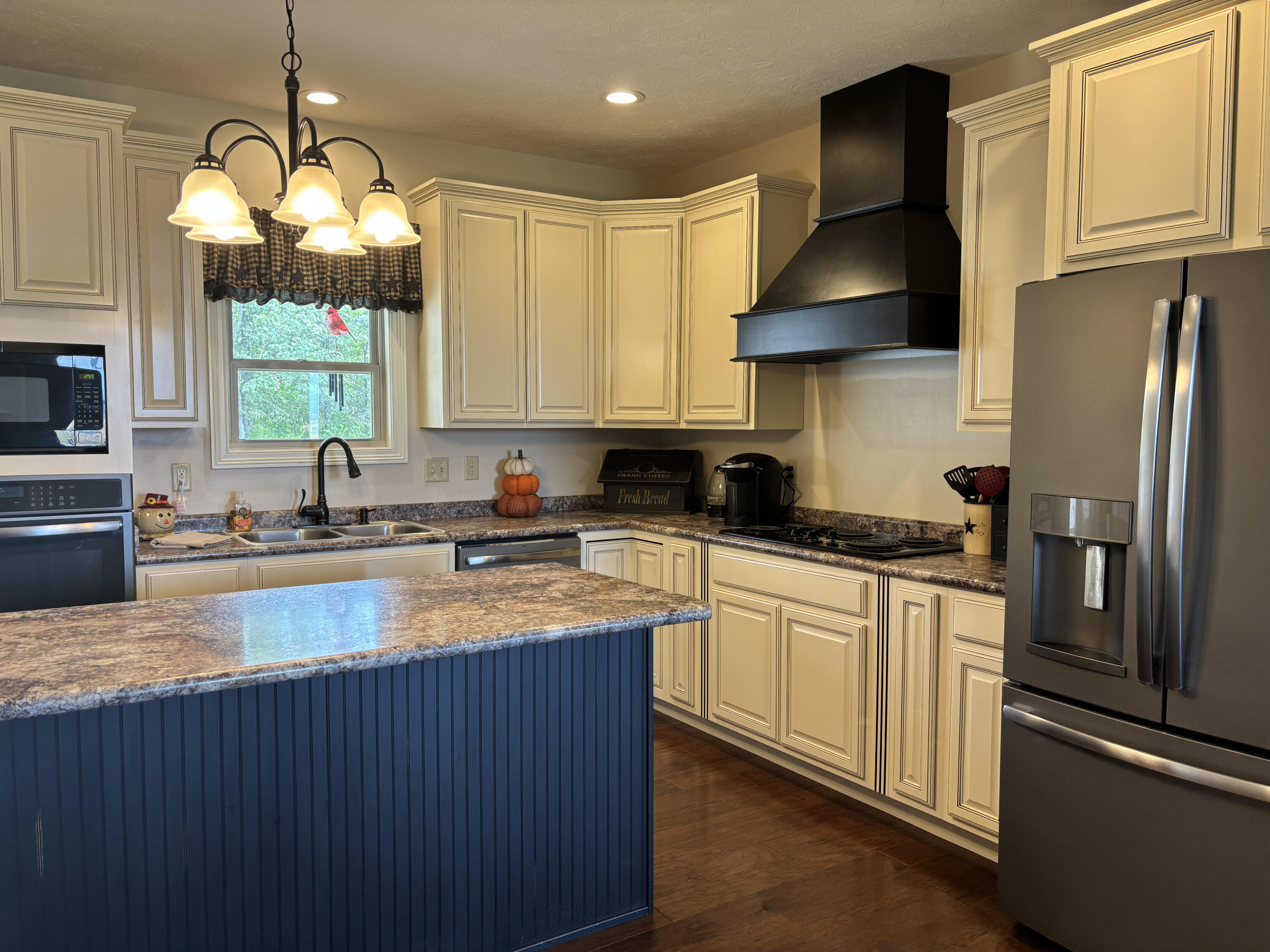 1990 Buena Vista Road, South Charleston, Ohio 45368