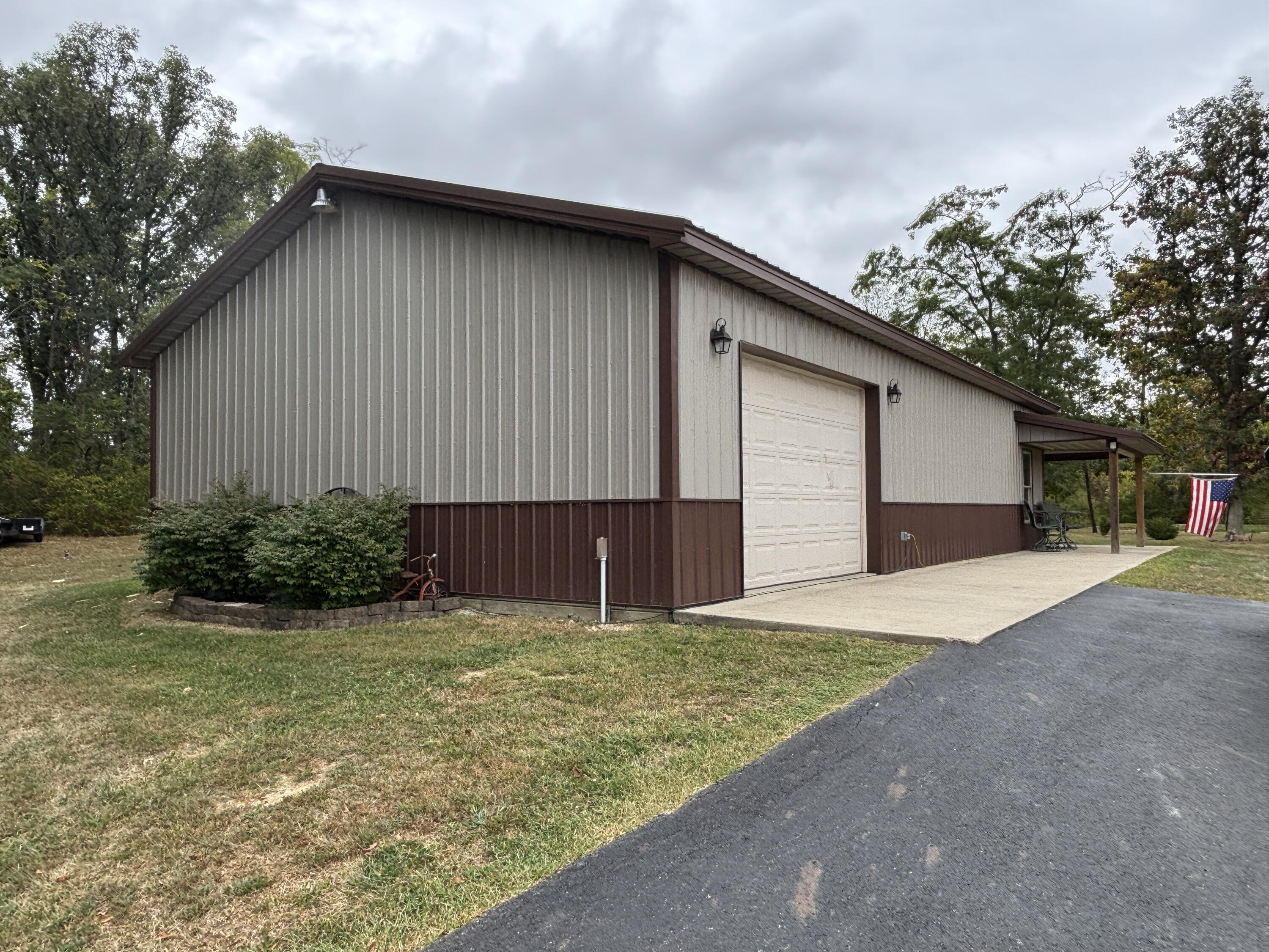 1990 Buena Vista Road, South Charleston, Ohio 45368