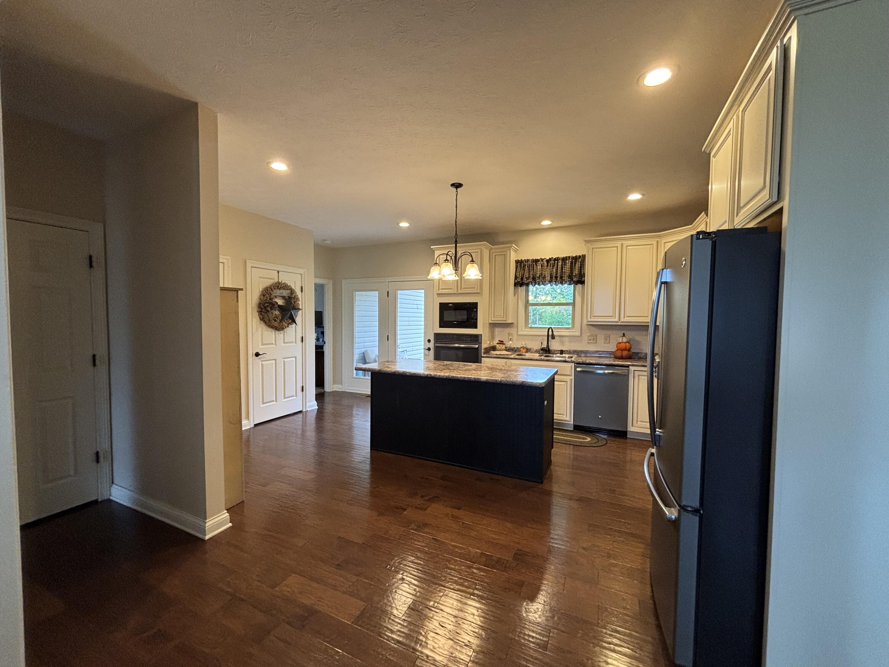 1990 Buena Vista Road, South Charleston, Ohio 45368