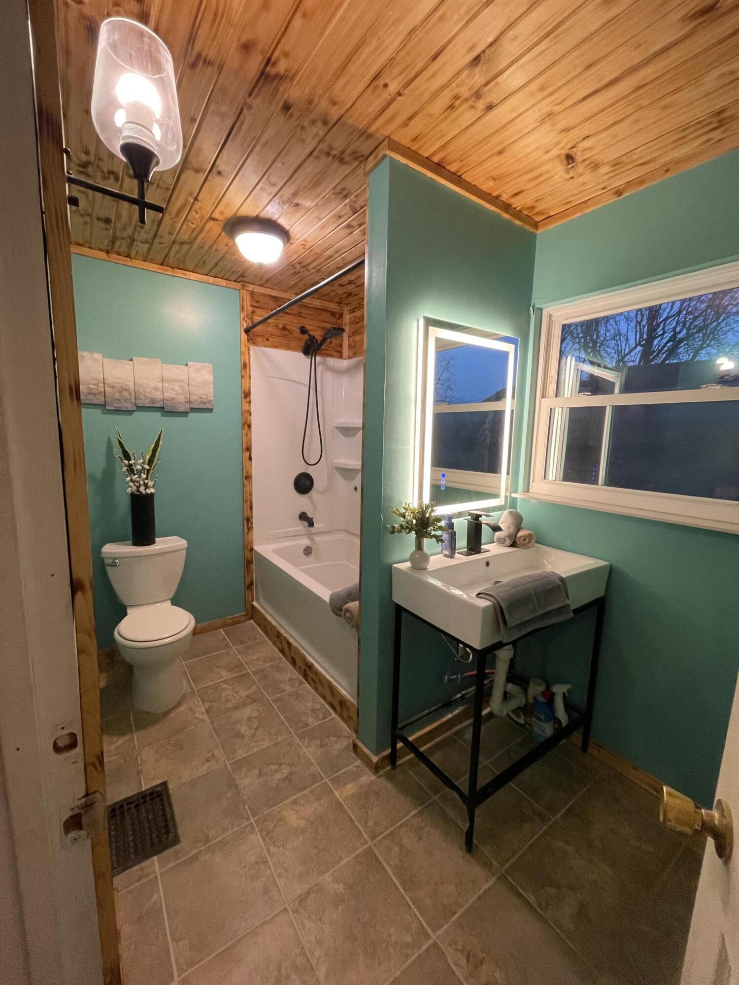 137 Stanley Street, Bellefontaine, Ohio 43311