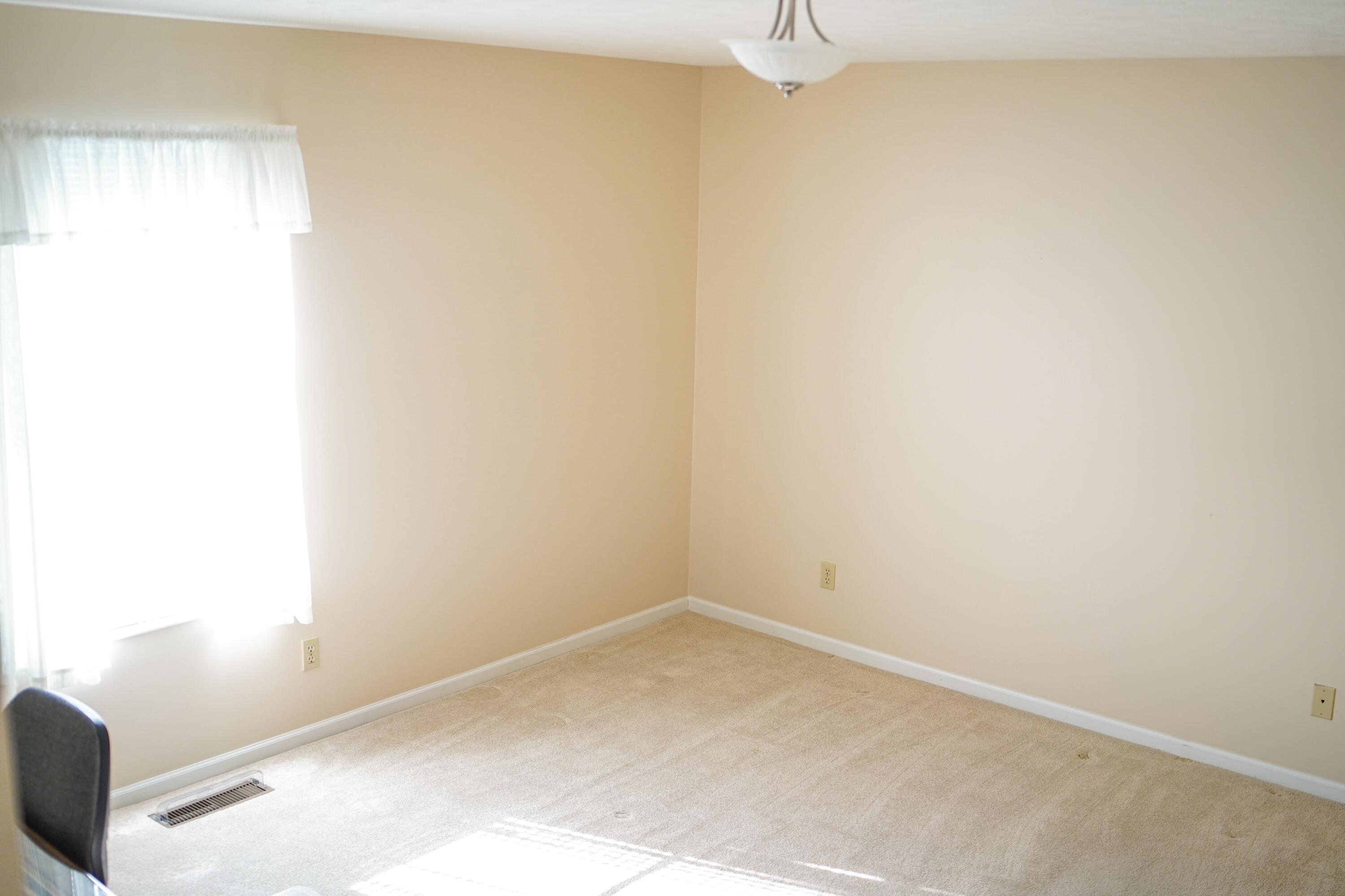 1831 Pinehurst Drive, Springfield, Ohio 45502