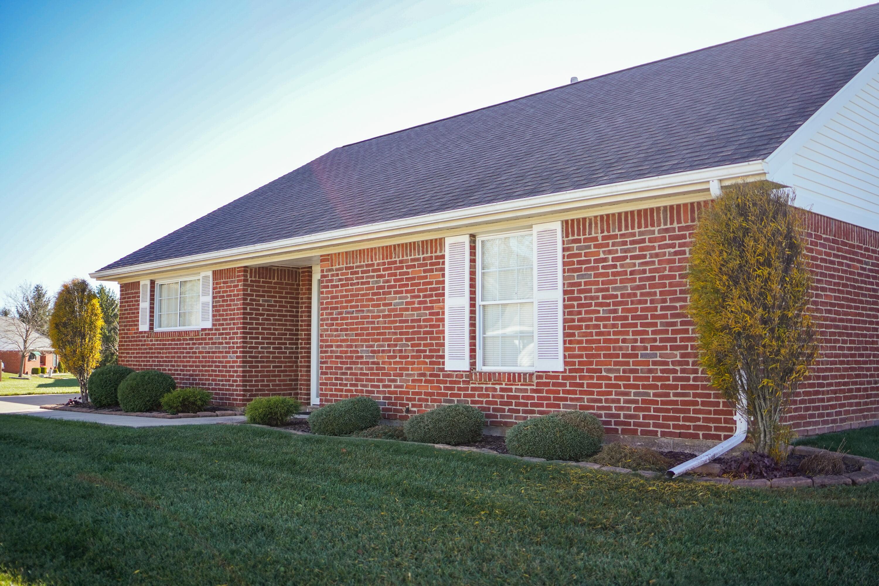 1831 Pinehurst Drive, Springfield, Ohio 45502