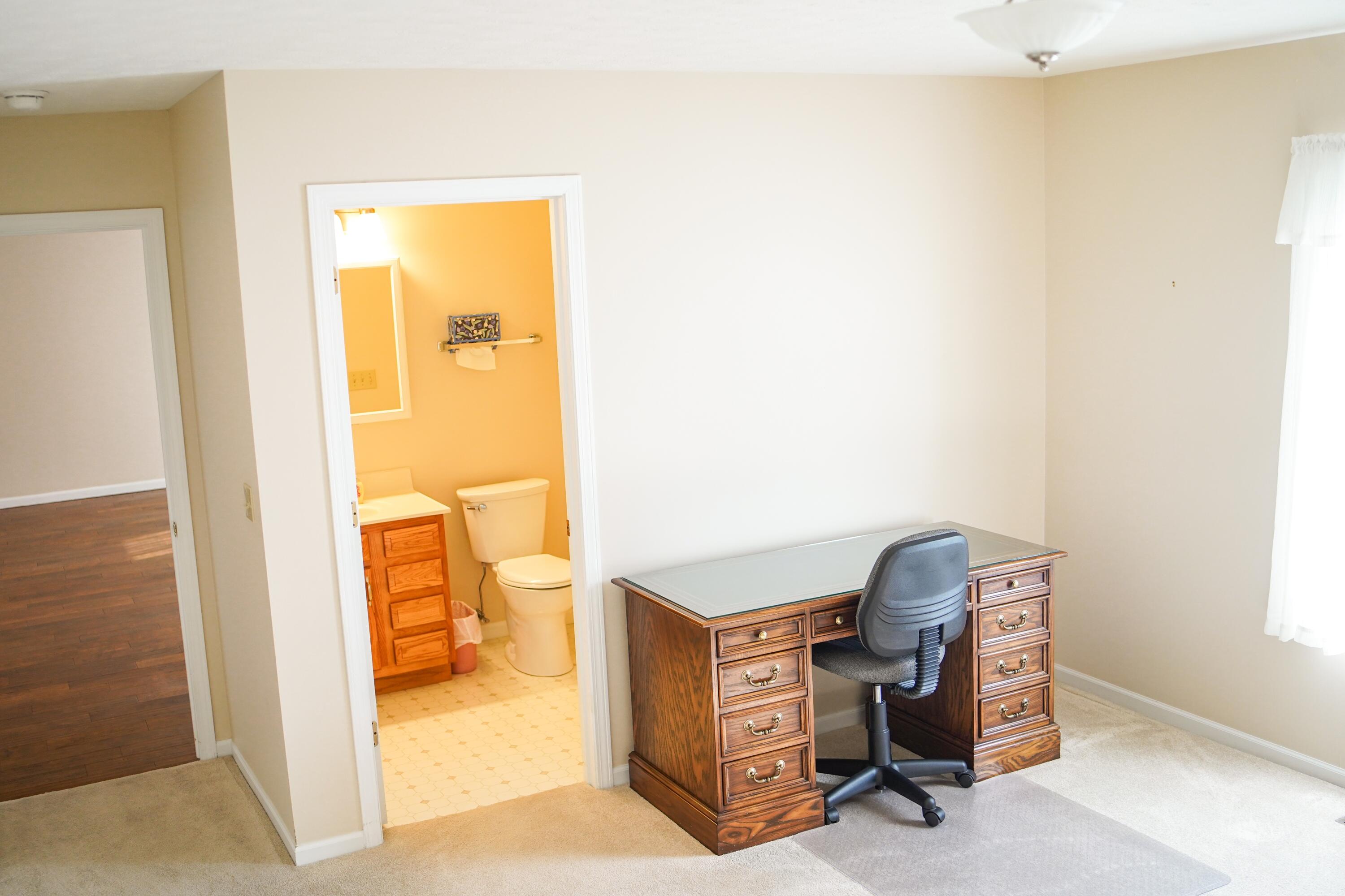 1831 Pinehurst Drive, Springfield, Ohio 45502