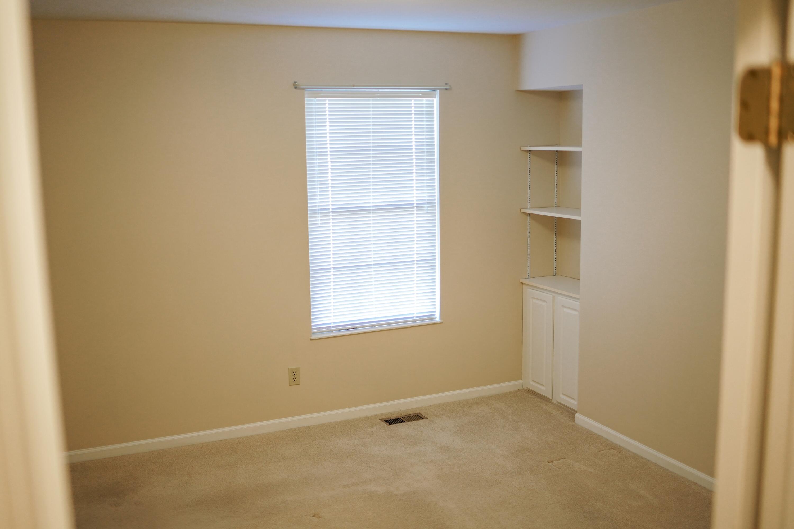 1831 Pinehurst Drive, Springfield, Ohio 45502