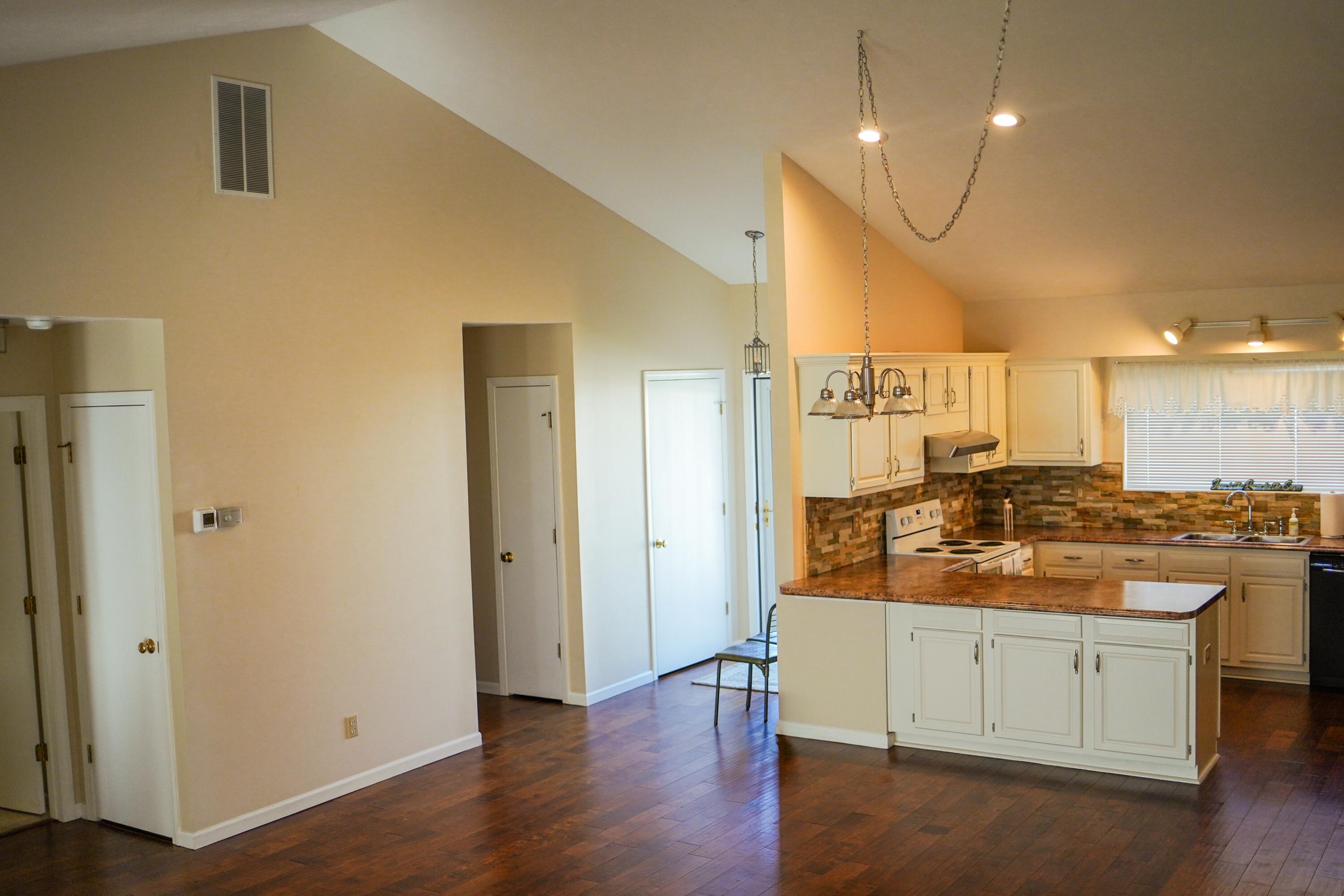 1831 Pinehurst Drive, Springfield, Ohio 45502