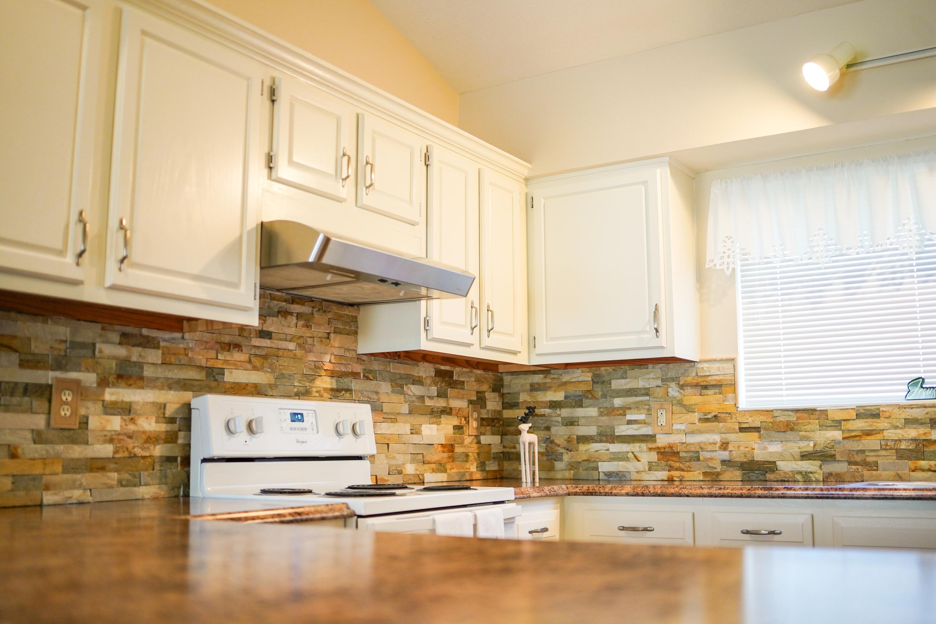 1831 Pinehurst Drive, Springfield, Ohio 45502