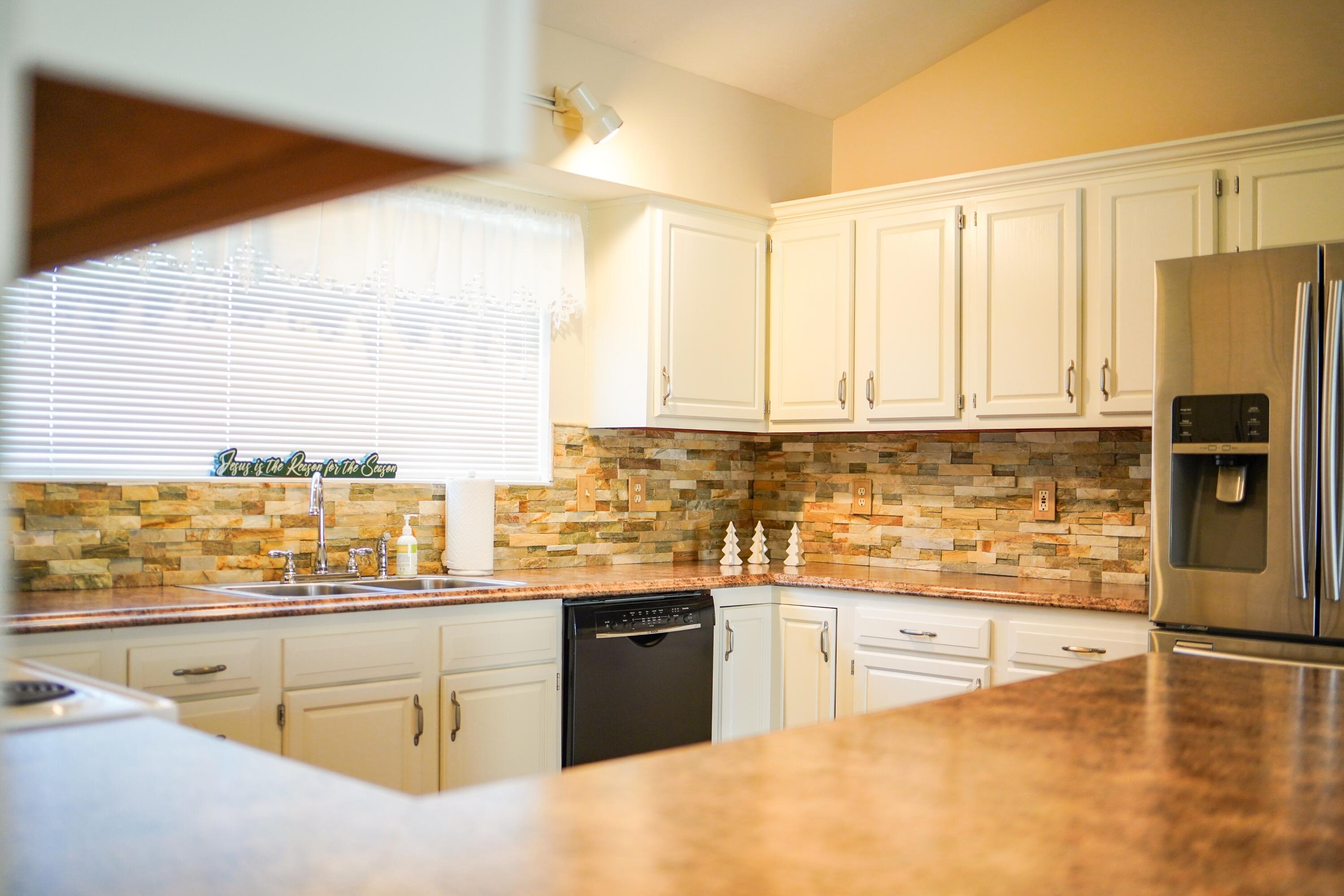 1831 Pinehurst Drive, Springfield, Ohio 45502