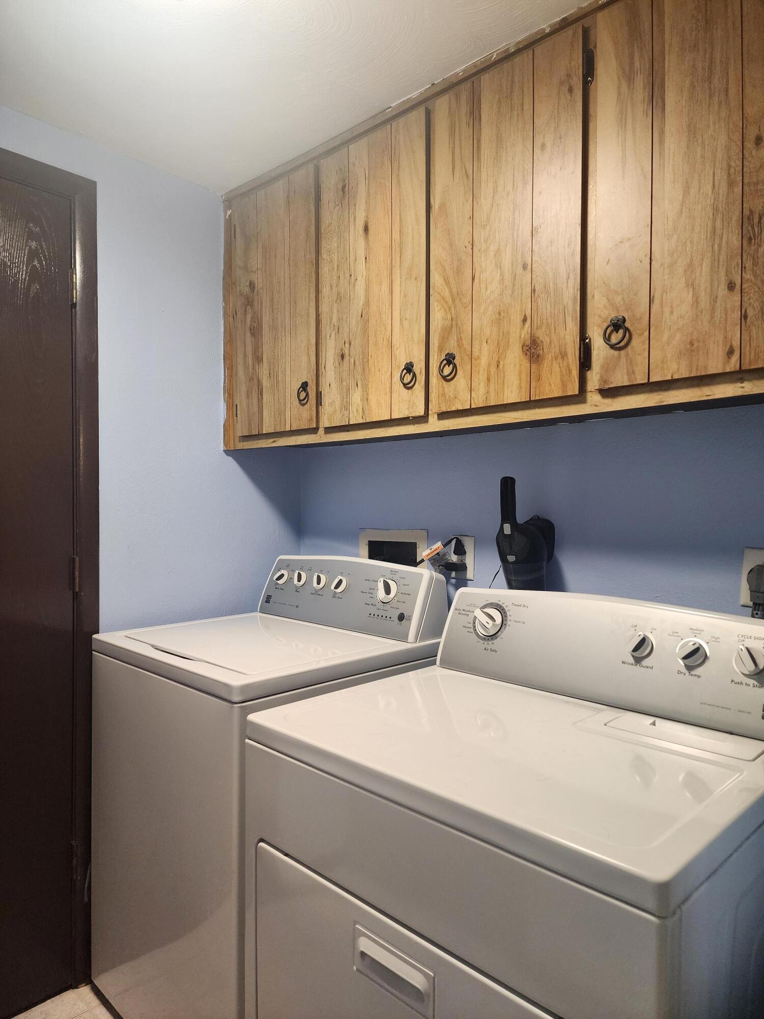 924 Poppy Drive, Wapakoneta, Ohio 45895