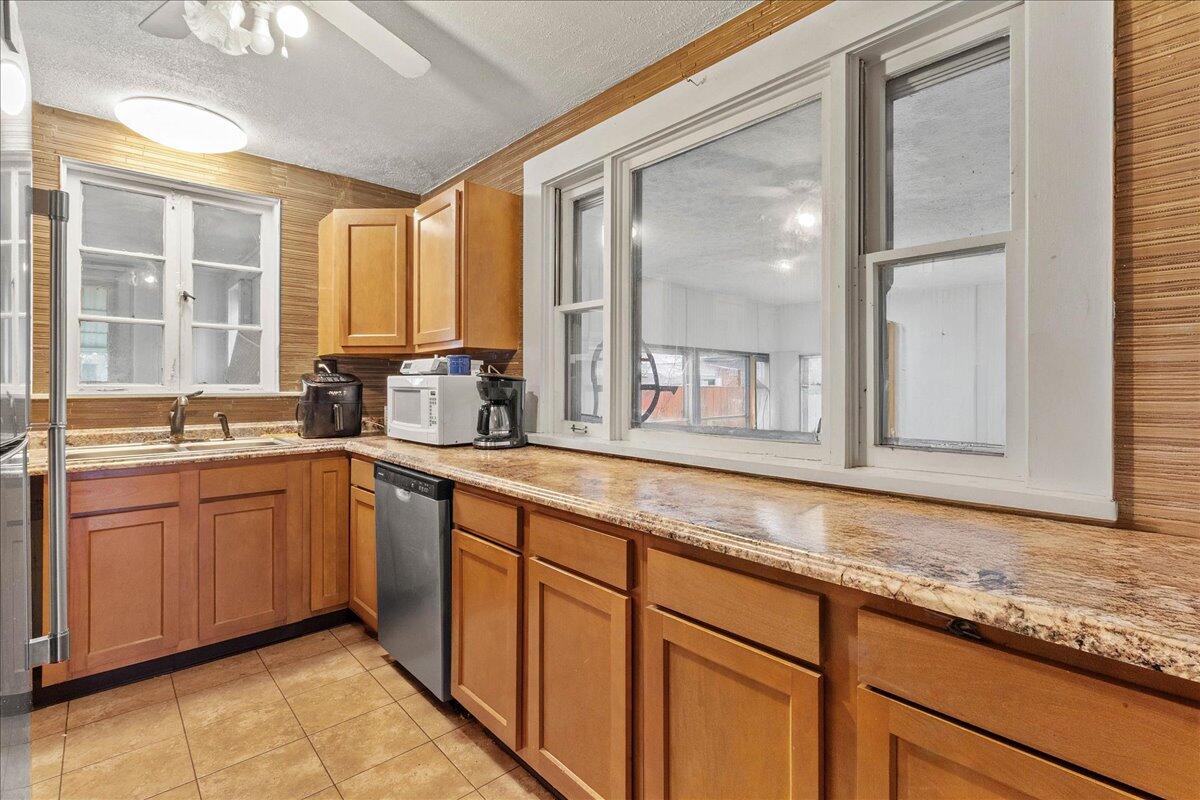 552 Chillicothe Avenue, Bellefontaine, Ohio 43311