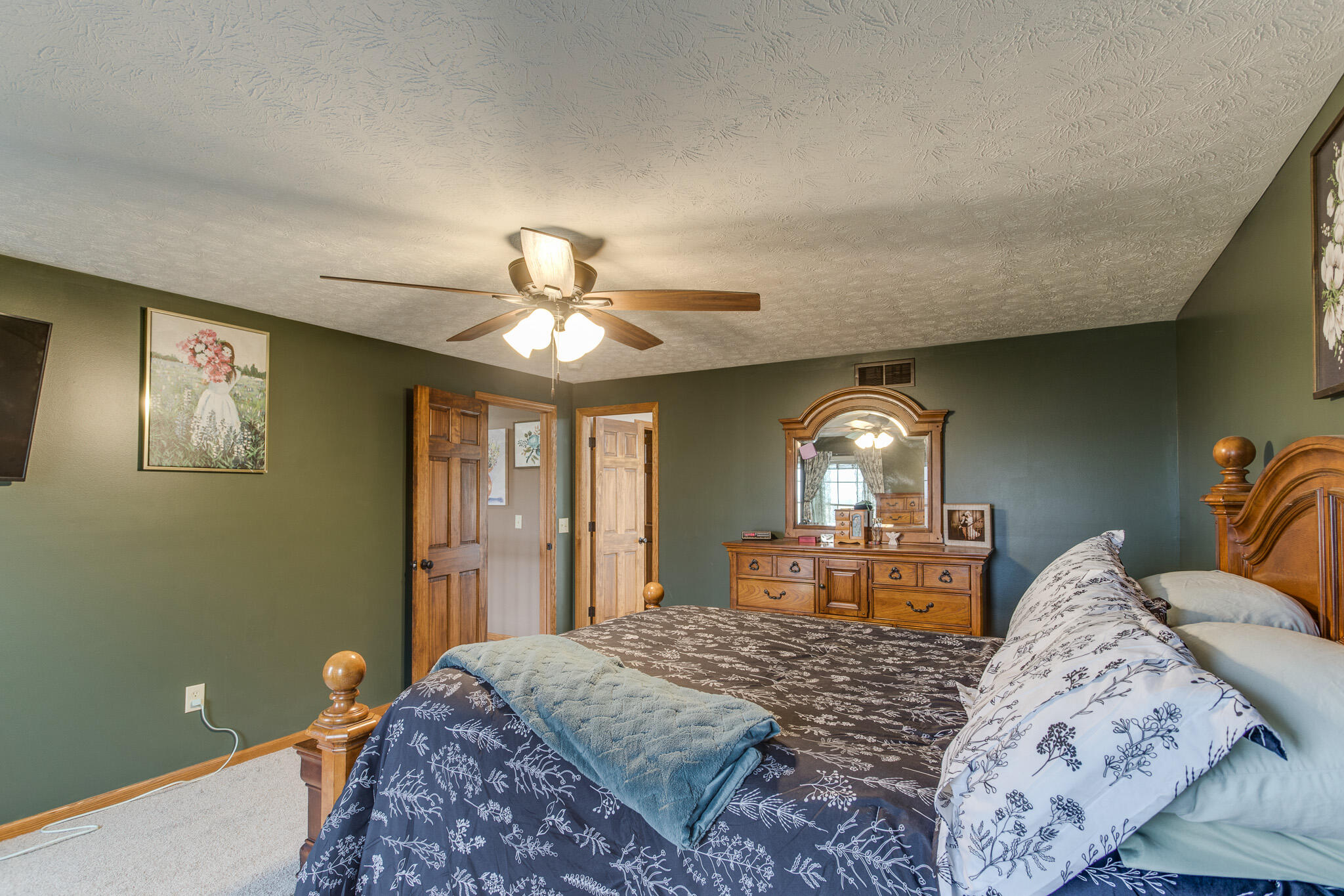 345 Sonander Road, Urbana, Ohio 43078