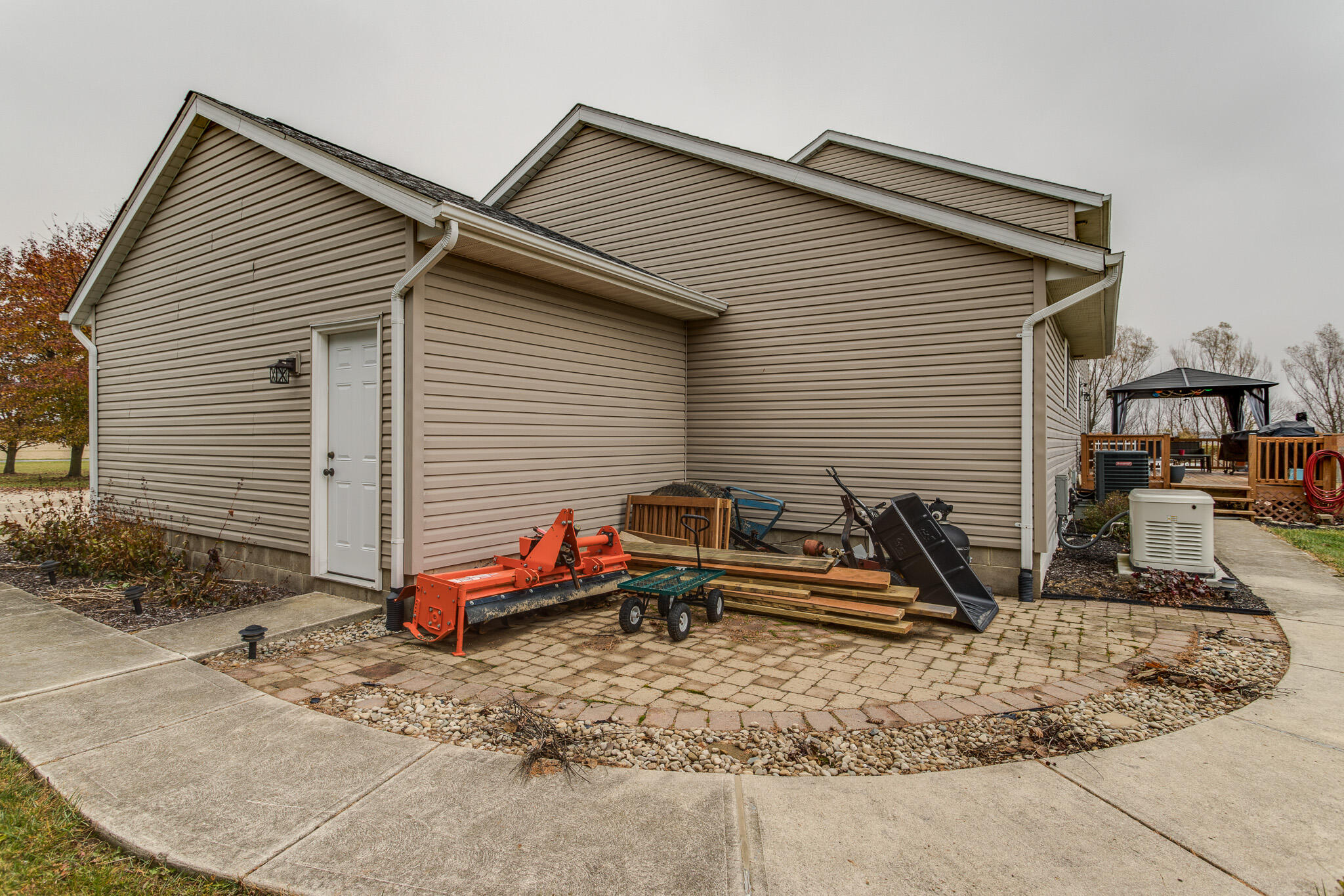 345 Sonander Road, Urbana, Ohio 43078