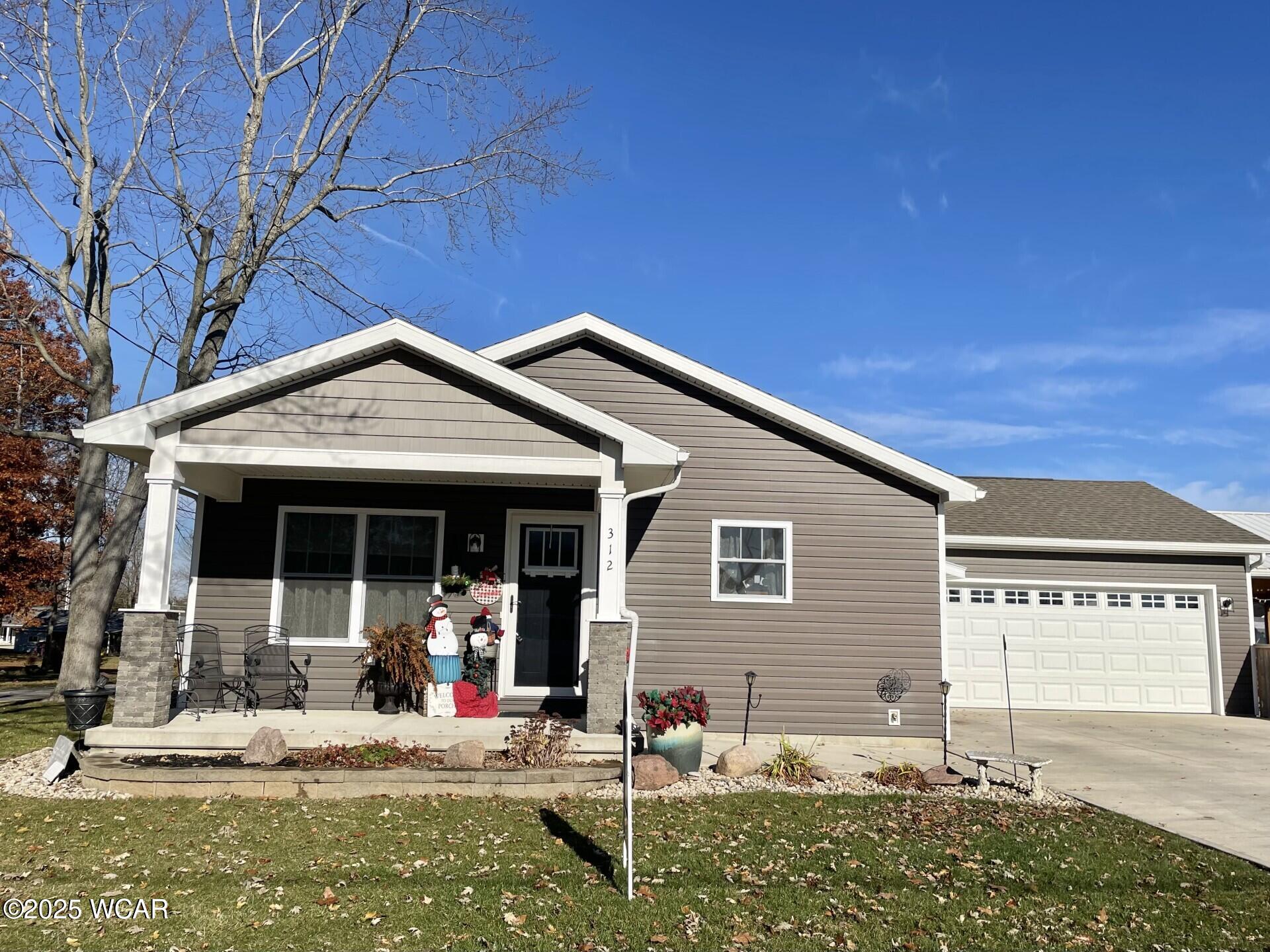 312 Woodlawn Avenue, Lafayette, Ohio