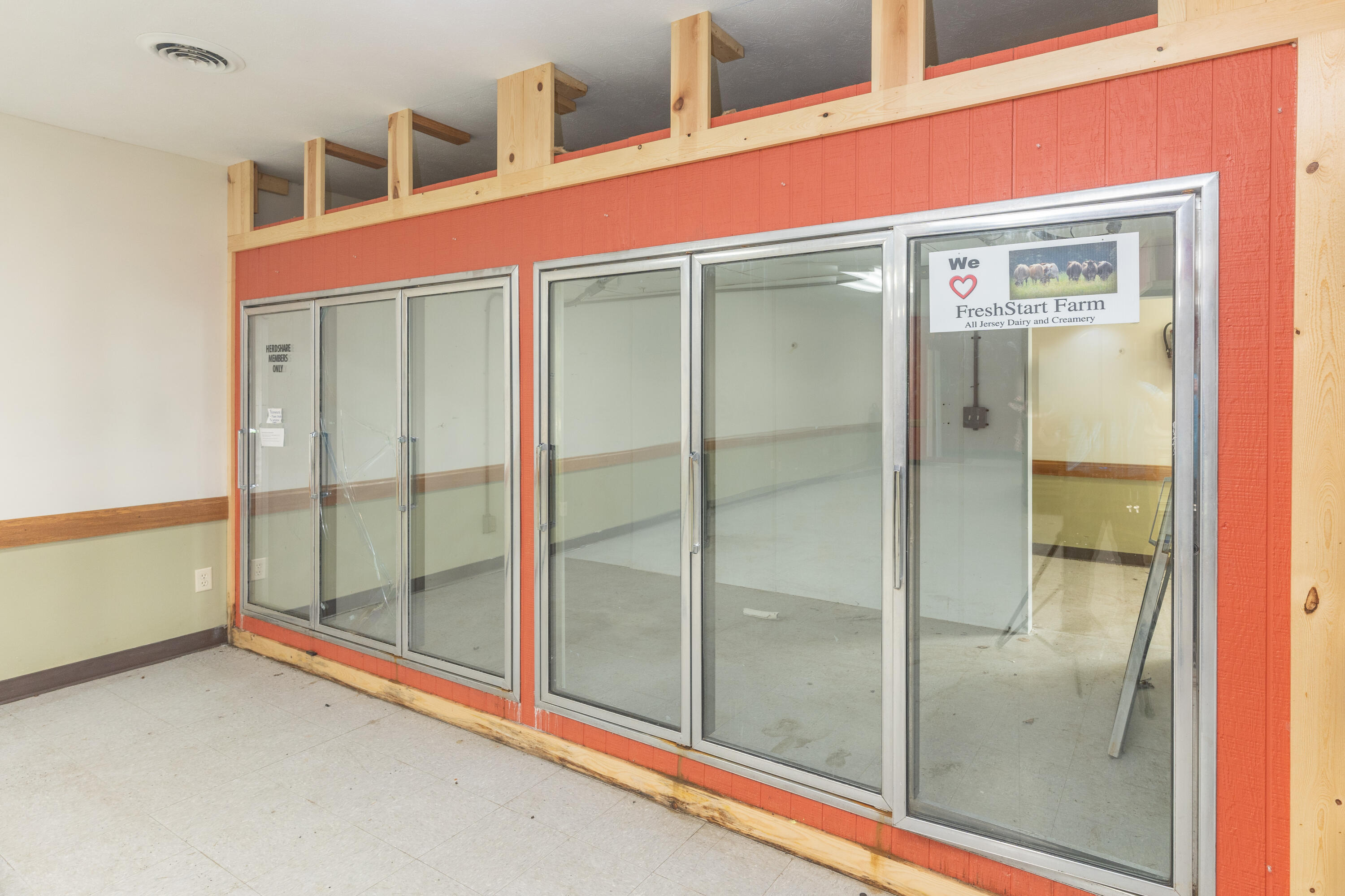 17500 State Route 274, Jackson Center, Ohio 45334