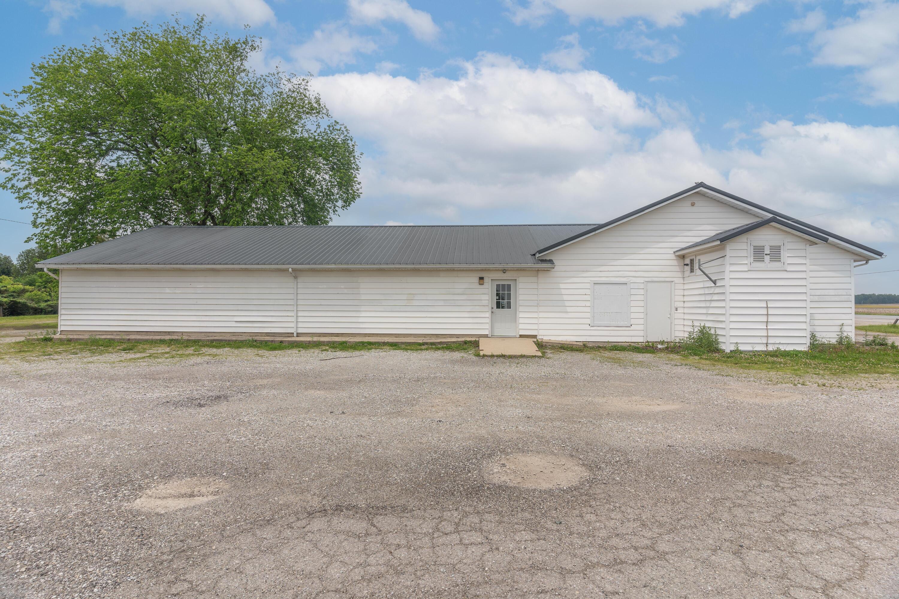 17500 State Route 274, Jackson Center, Ohio 45334