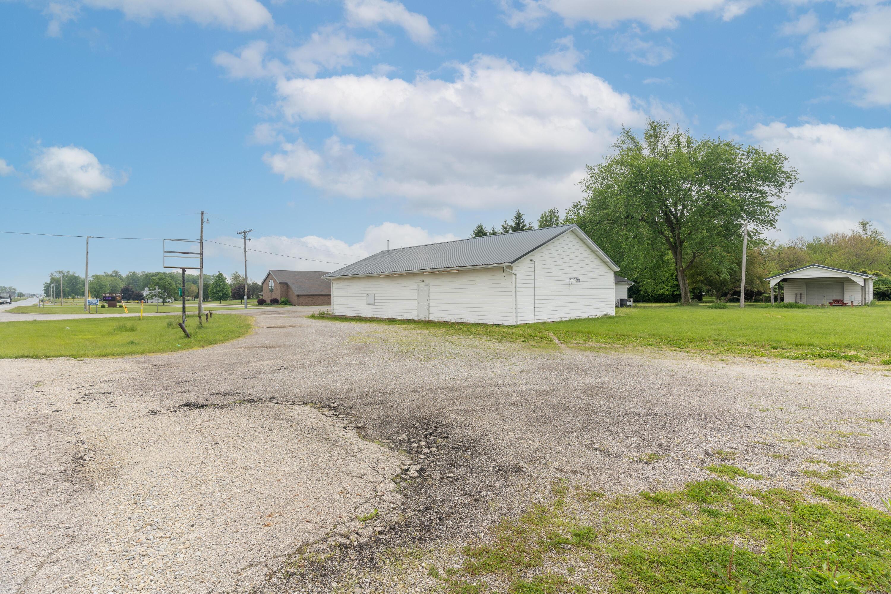 17500 State Route 274, Jackson Center, Ohio 45334