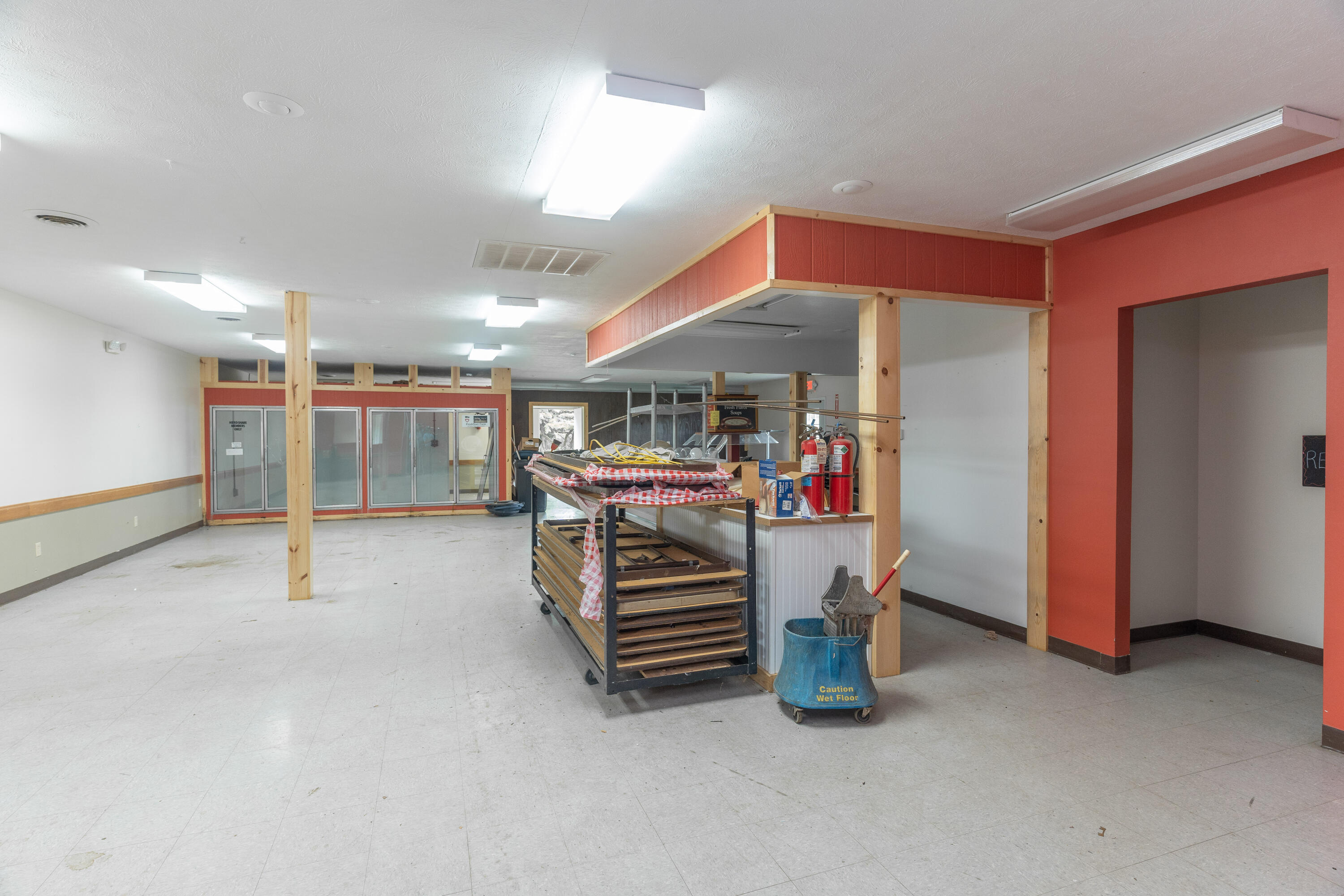 17500 State Route 274, Jackson Center, Ohio 45334