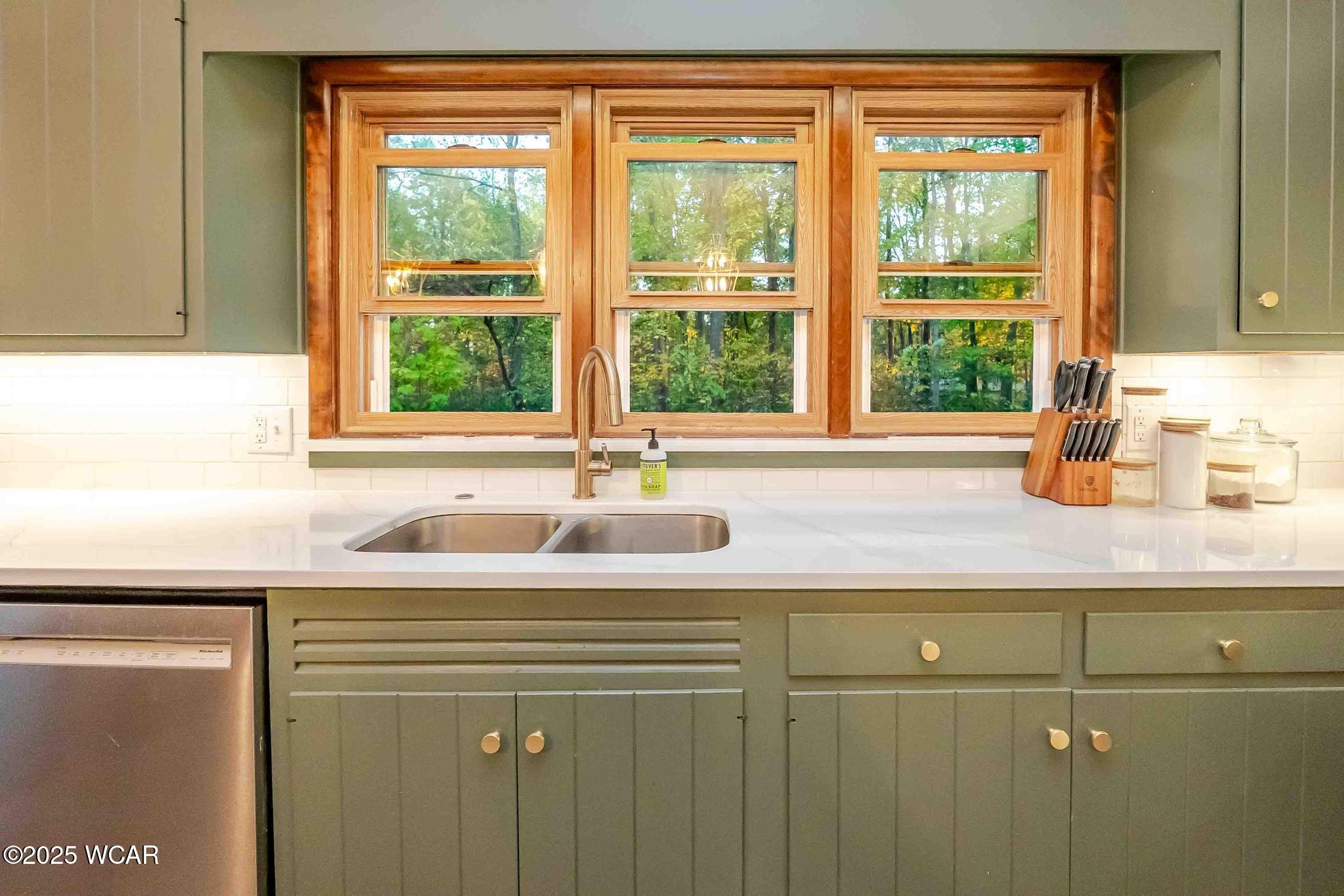 17429 Road 5, Pandora, Ohio