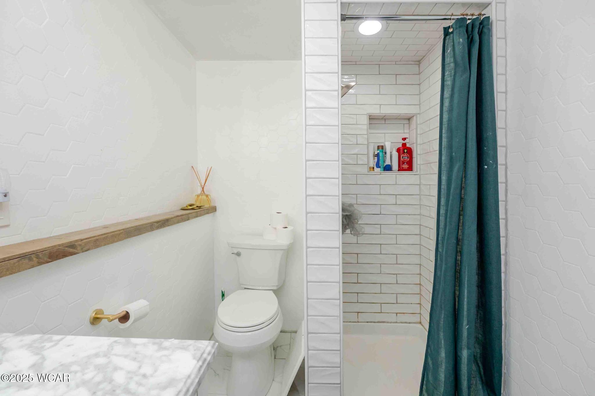 17429 Road 5, Pandora, Ohio