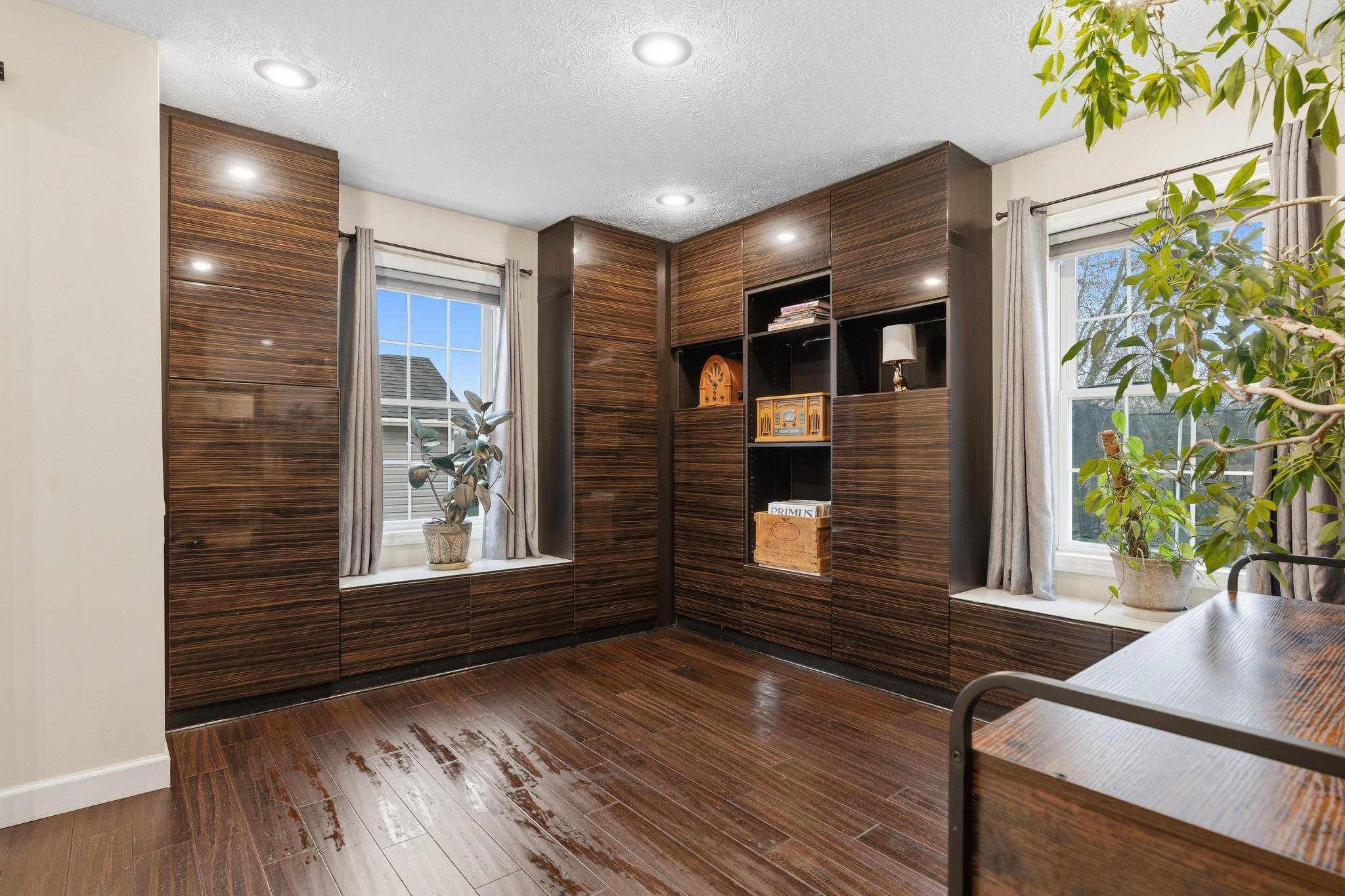 4455 Derr Road, Springfield, Ohio 45503