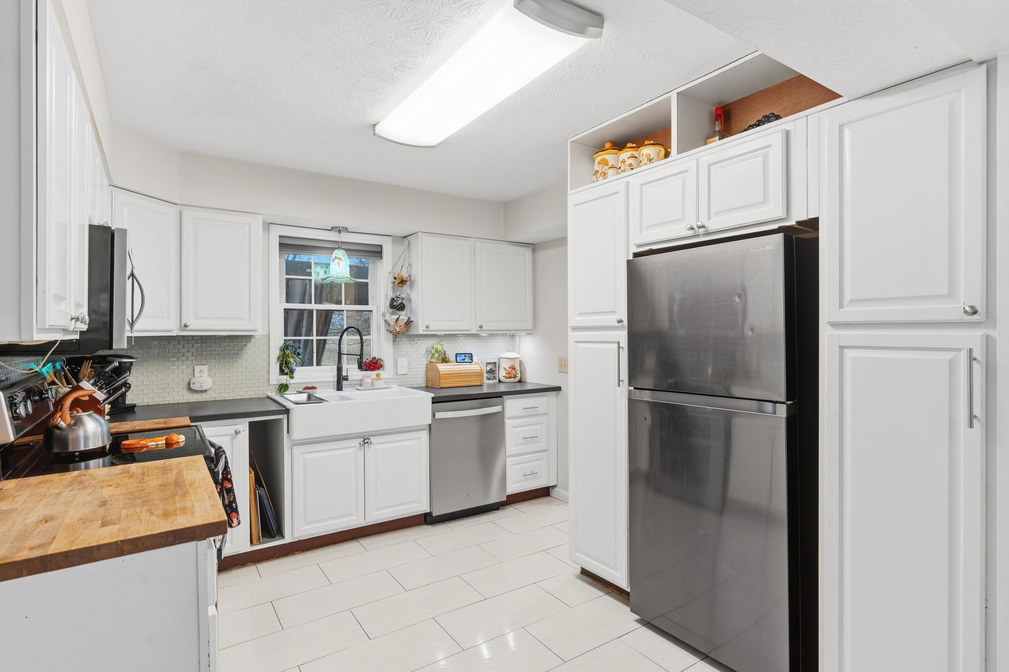 4455 Derr Road, Springfield, Ohio 45503