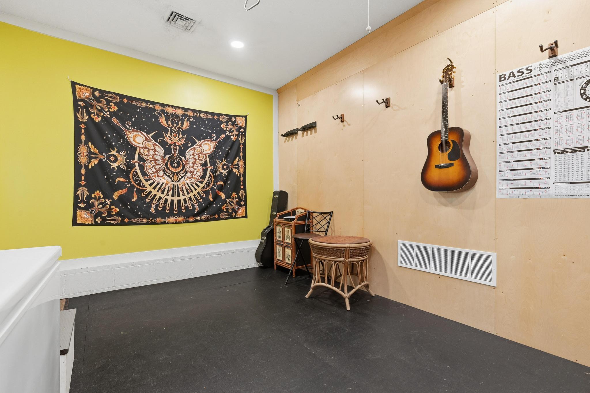 4455 Derr Road, Springfield, Ohio 45503