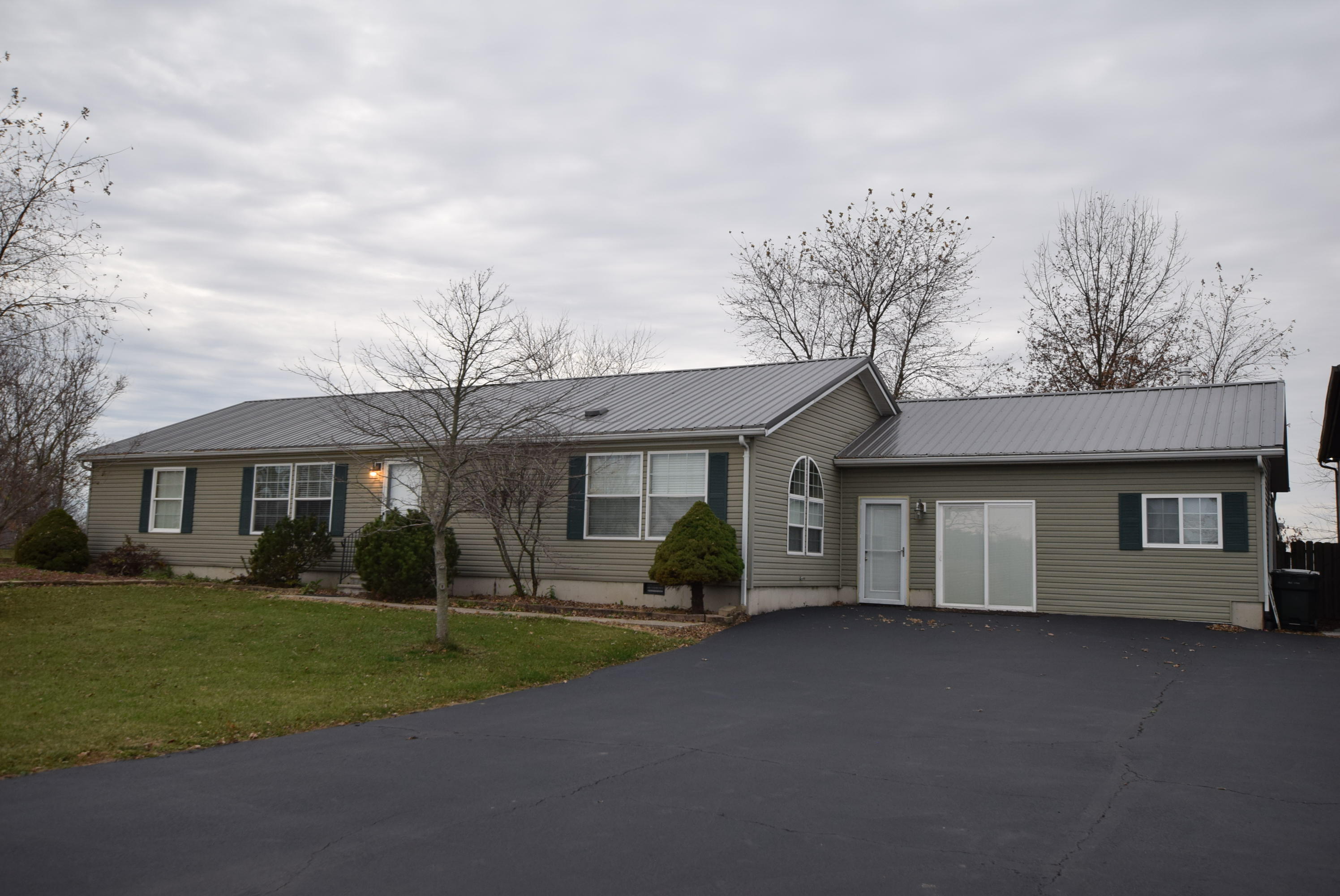 5218 Wallace Road, Saint Paris, Ohio 43072