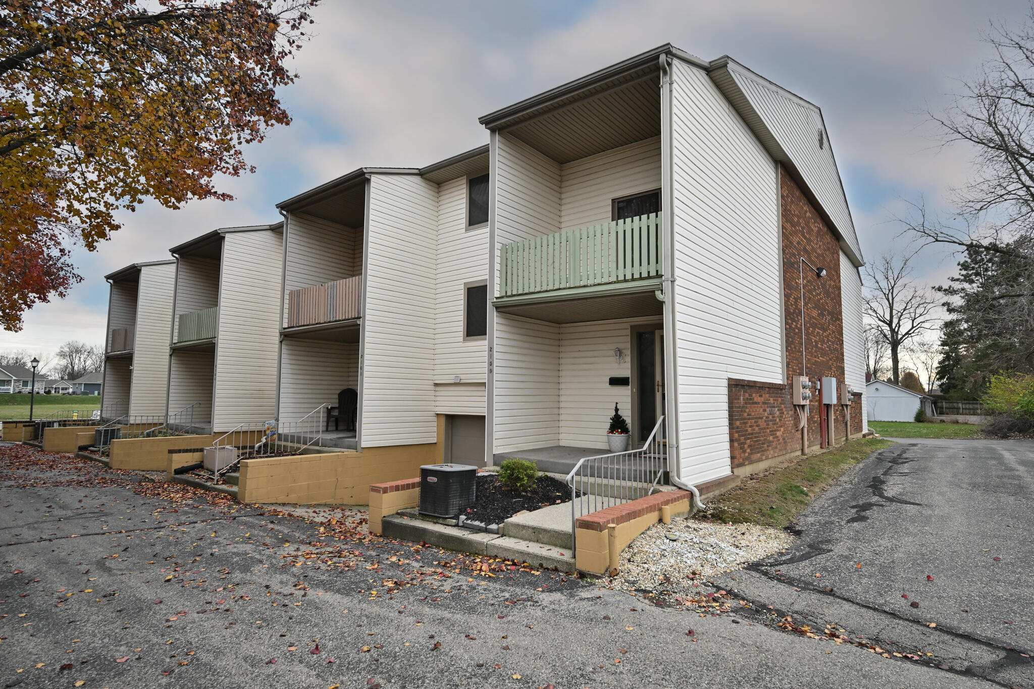 2159 Olympic Street, Springfield, Ohio 45503