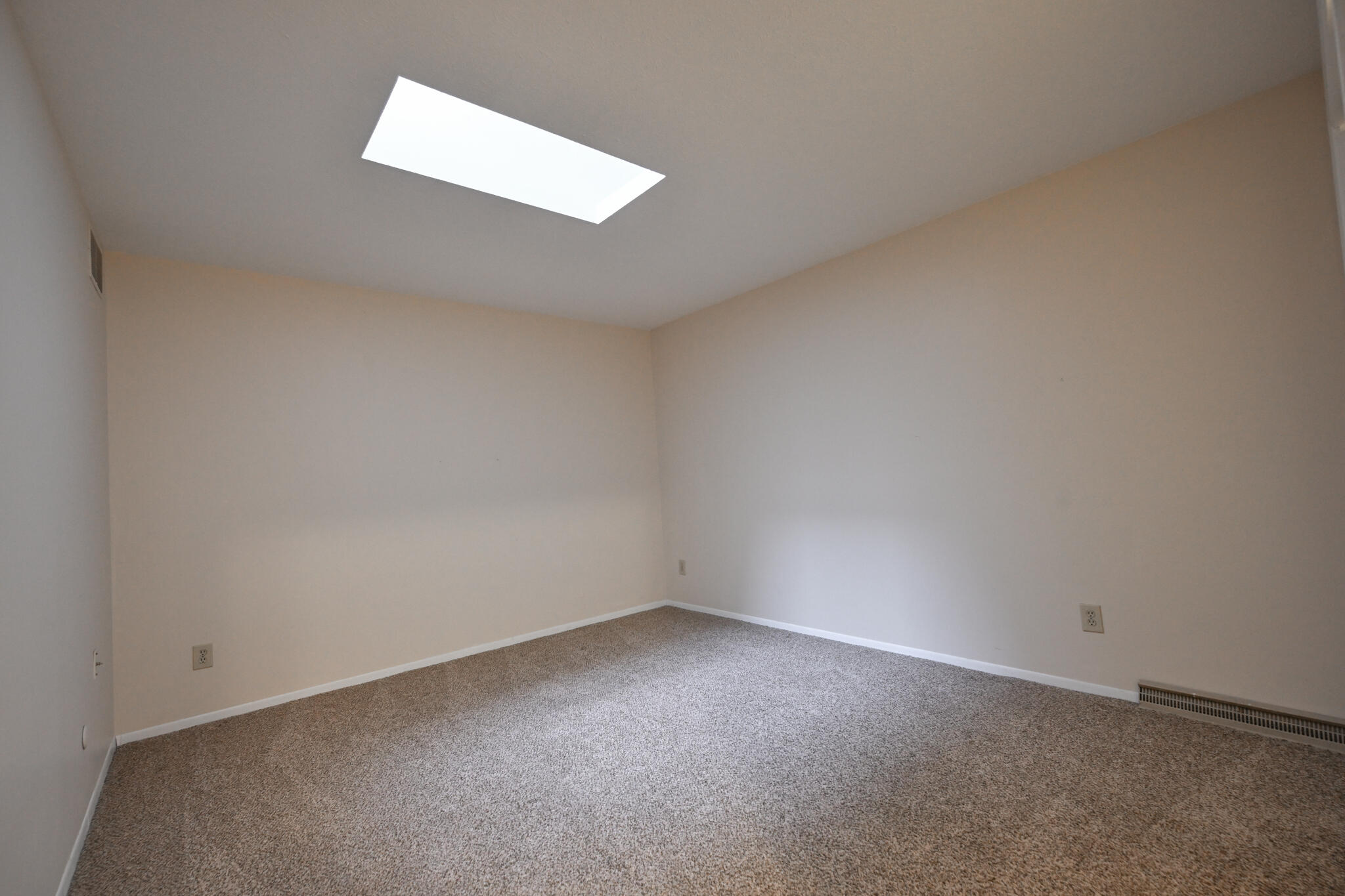 2159 Olympic Street, Springfield, Ohio 45503