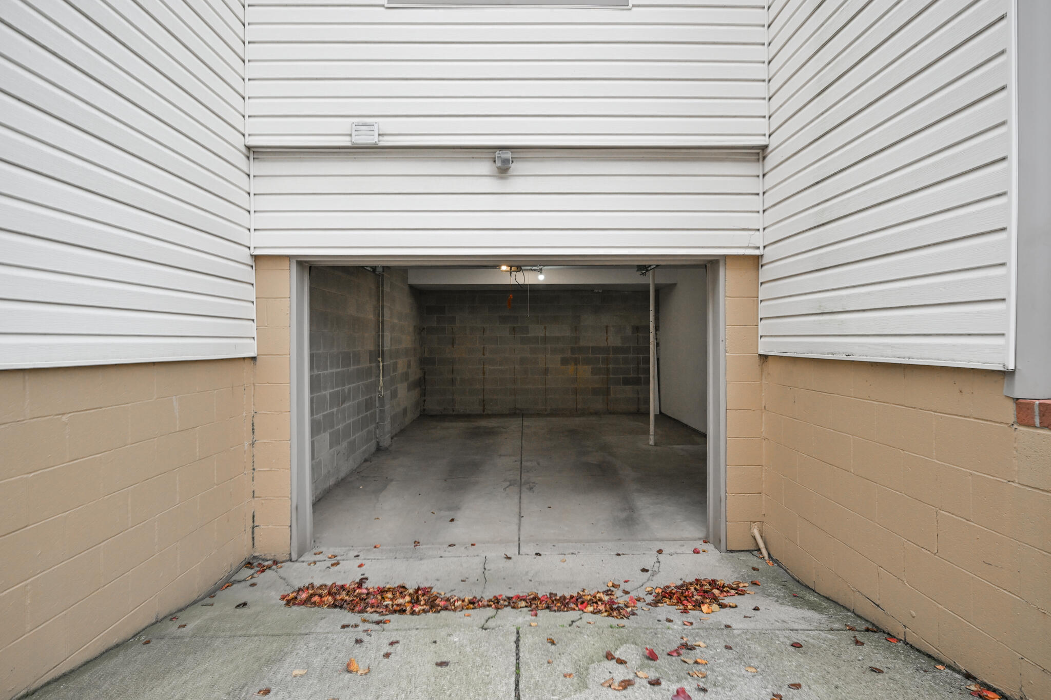 2159 Olympic Street, Springfield, Ohio 45503