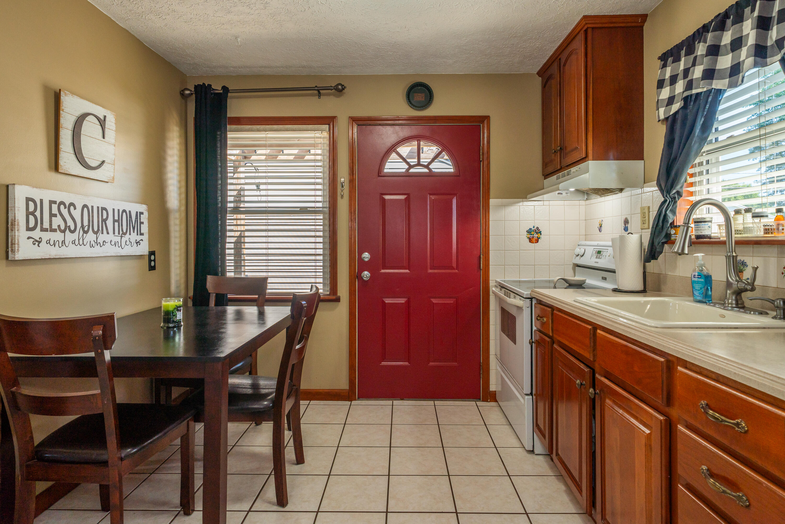 5302 Rawlings Drive, Dayton, Ohio 45432