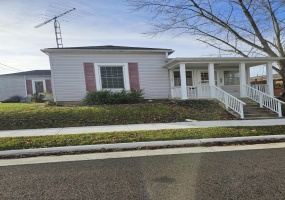 104 1st Street, Arcanum, Ohio 45304, 1 Bedroom Bedrooms, ,1 BathroomBathrooms,Residential,For Sale,1st,1042699