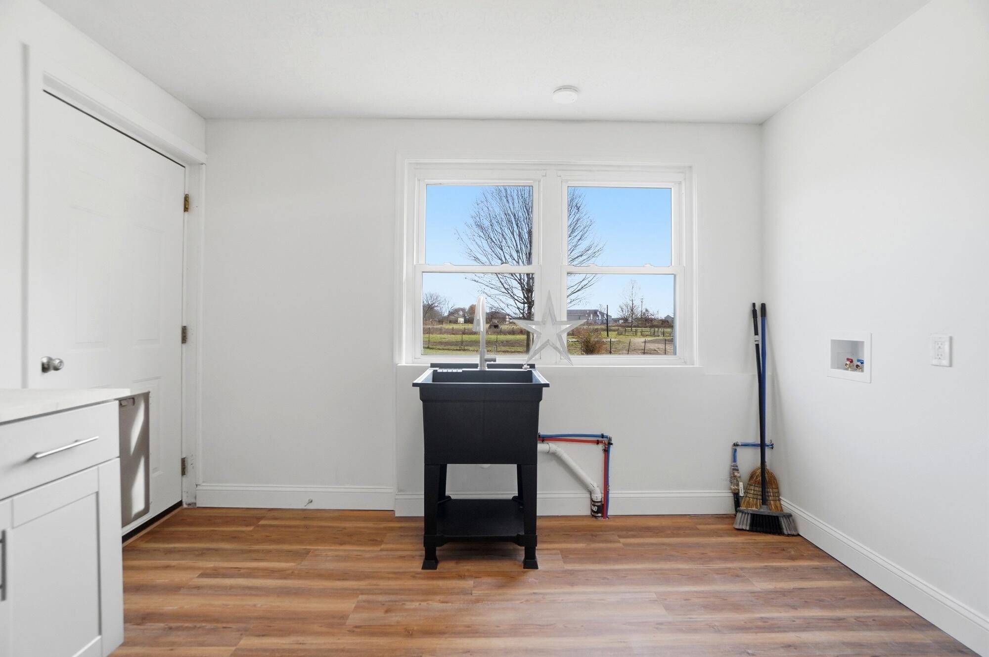 9185 Mann Road, Tipp City, Ohio 45371