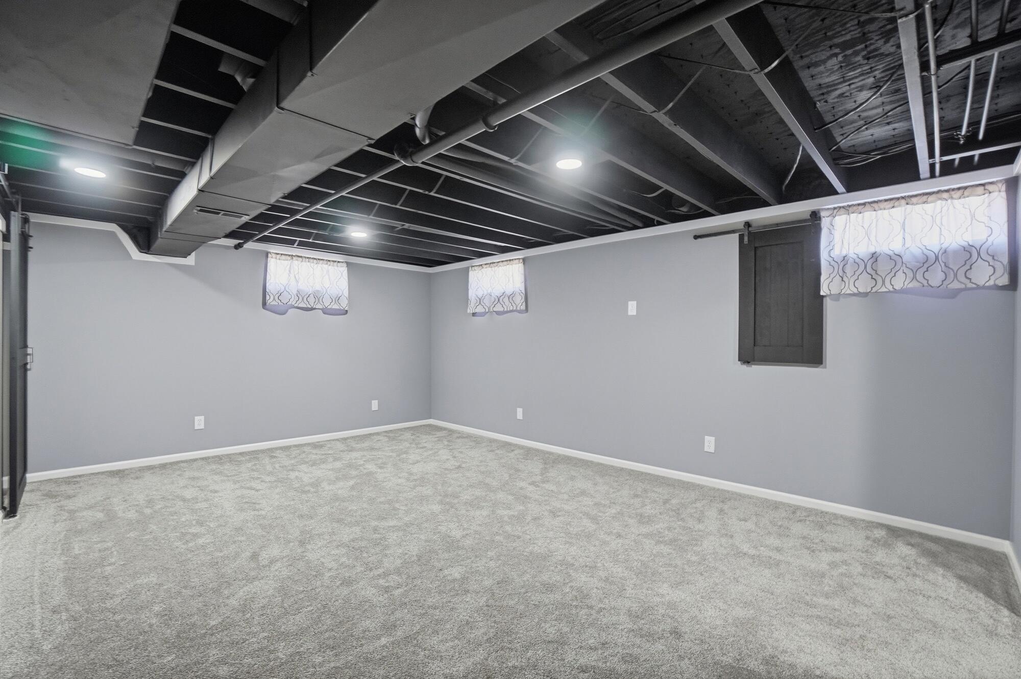 624 Aberfelda Drive, Springfield, Ohio 45504