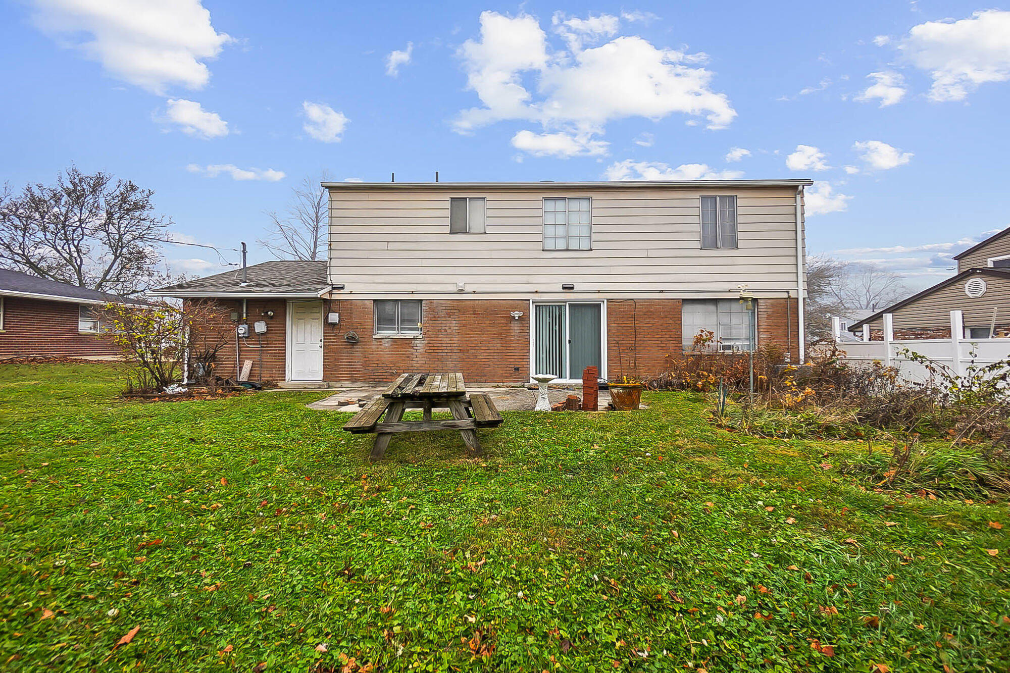 6504 Menlo Way, Huber Heights, Ohio 45424