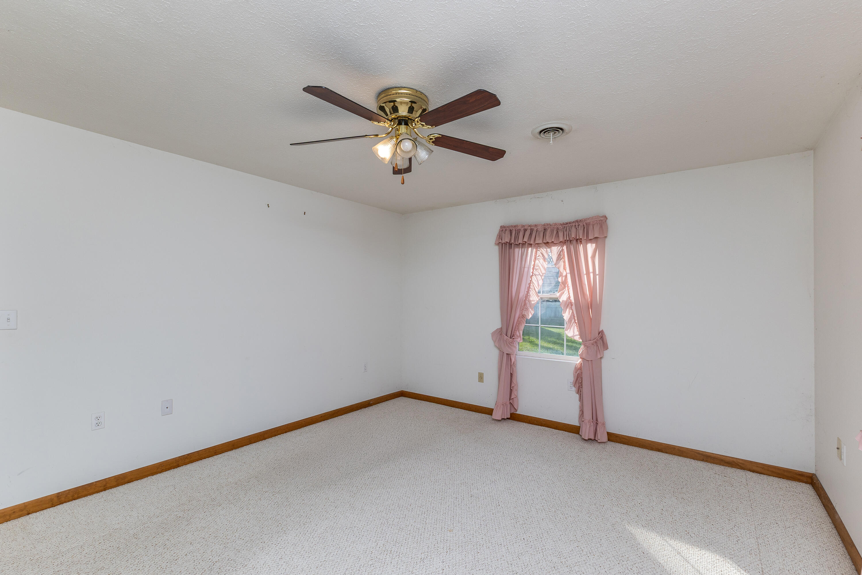 1228 Alta Vista Drive, Dayton, Ohio 45420