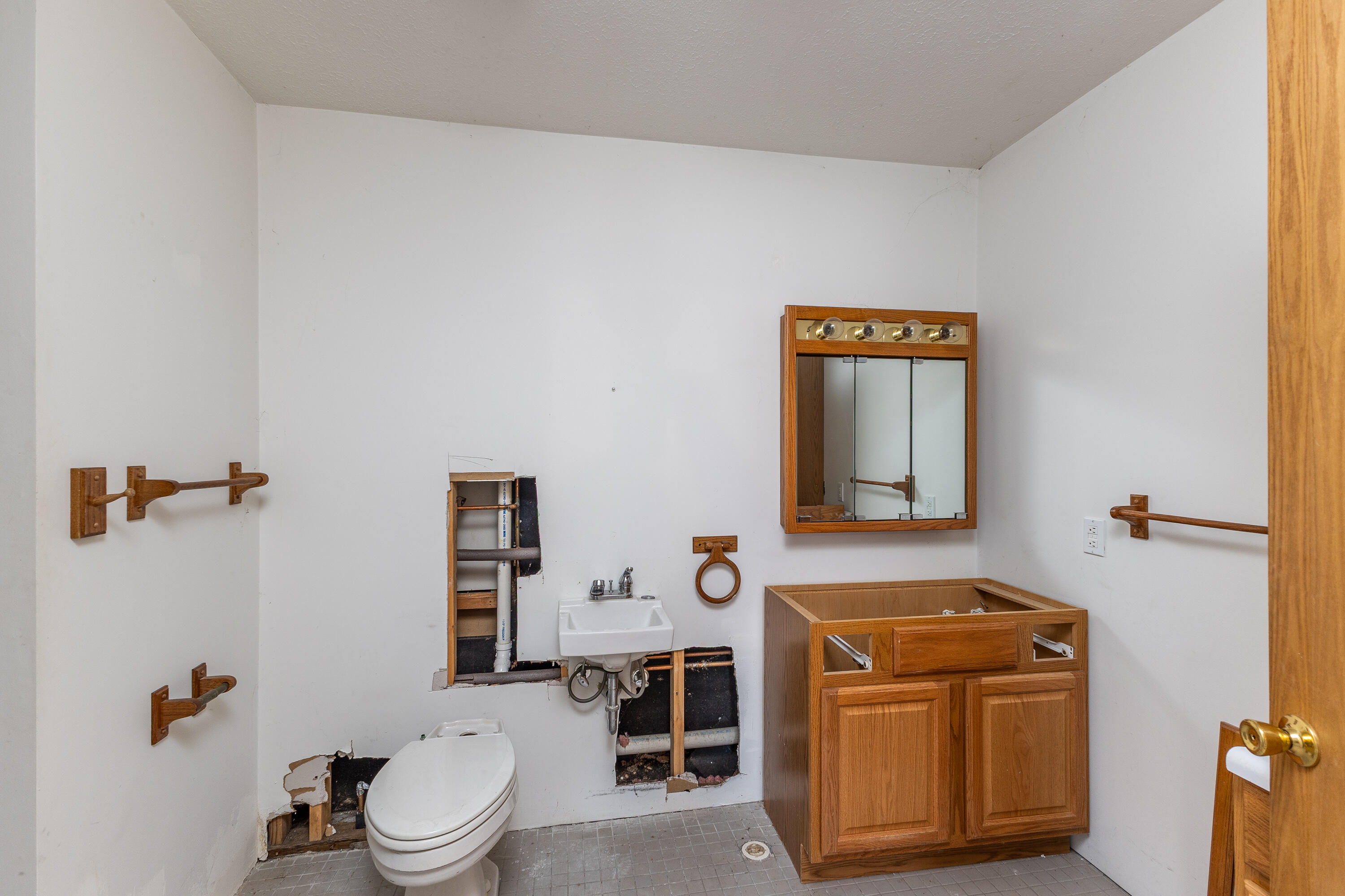 1228 Alta Vista Drive, Dayton, Ohio 45420