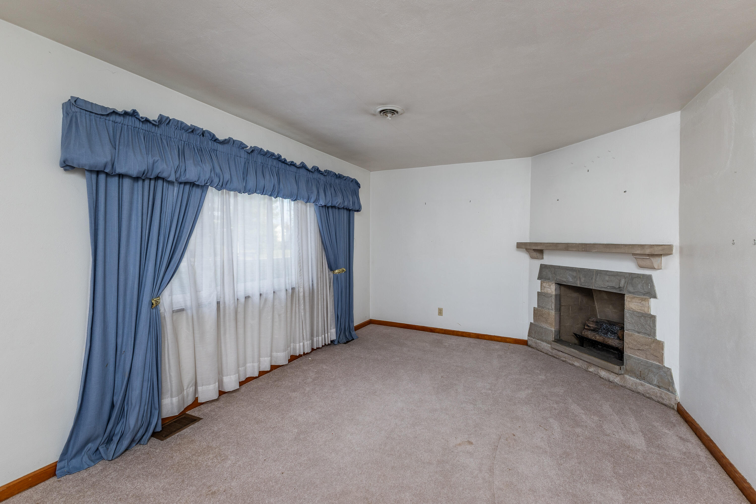 1228 Alta Vista Drive, Dayton, Ohio 45420