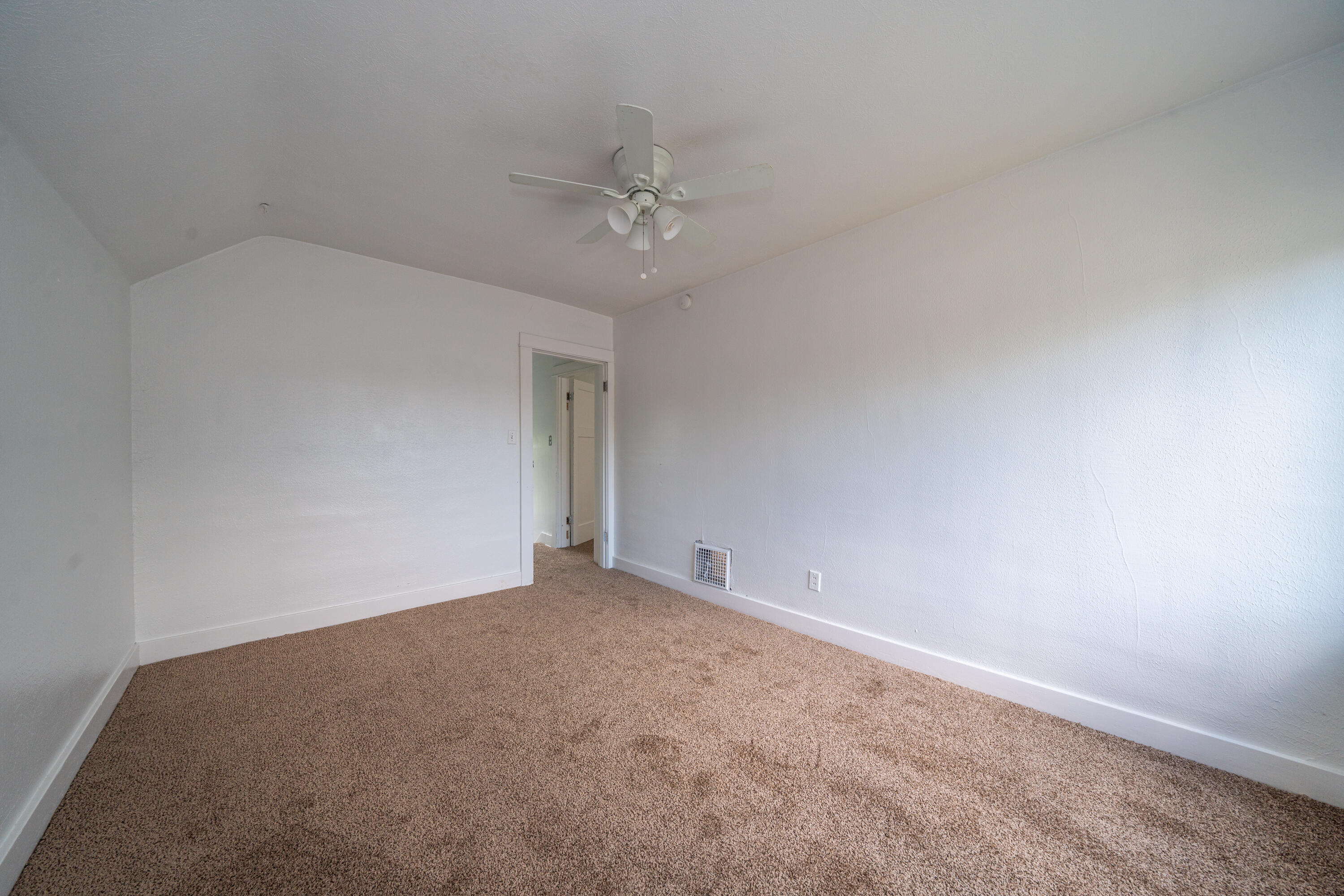 3805 Hoover Avenue, Dayton, Ohio 45402