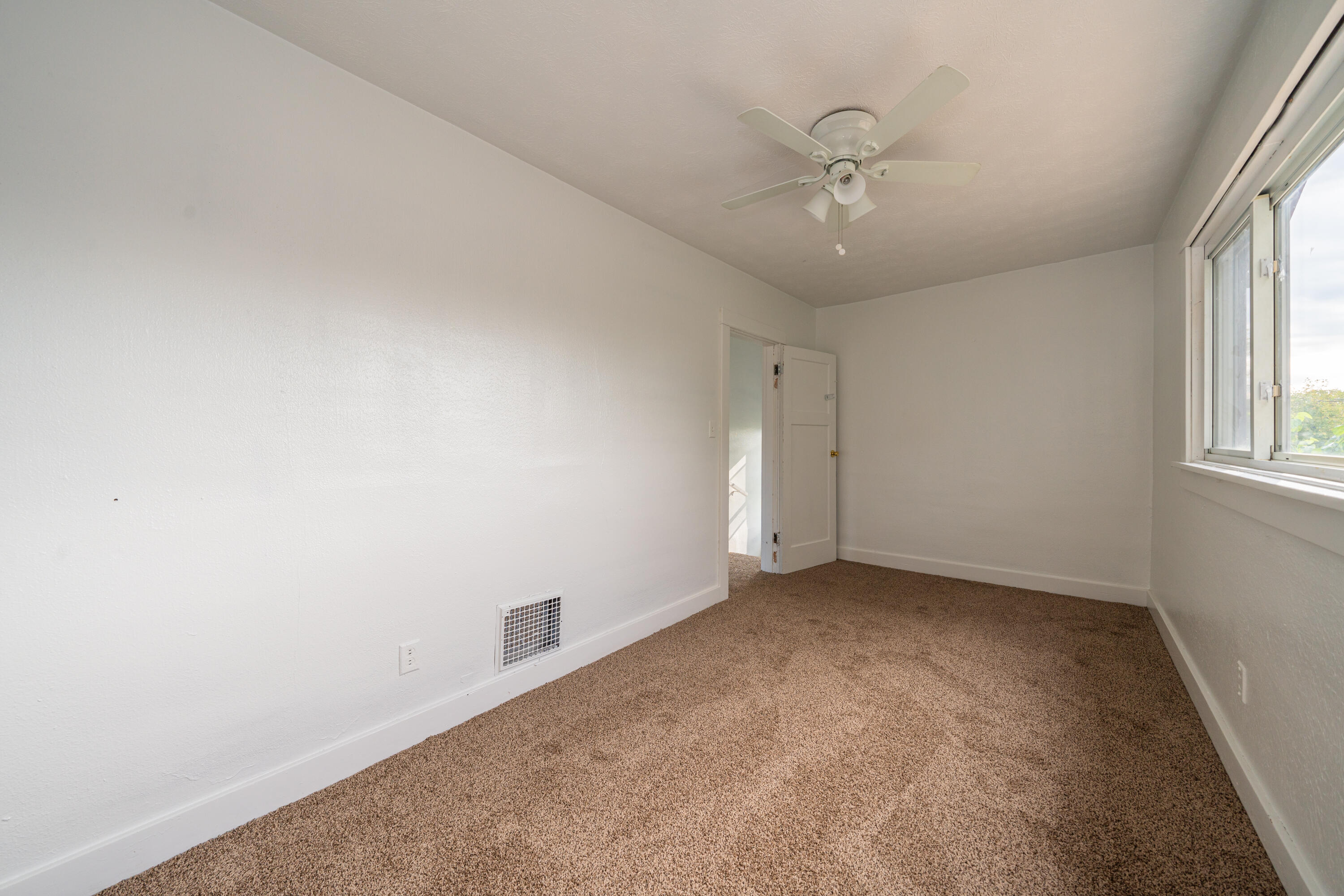 3805 Hoover Avenue, Dayton, Ohio 45402